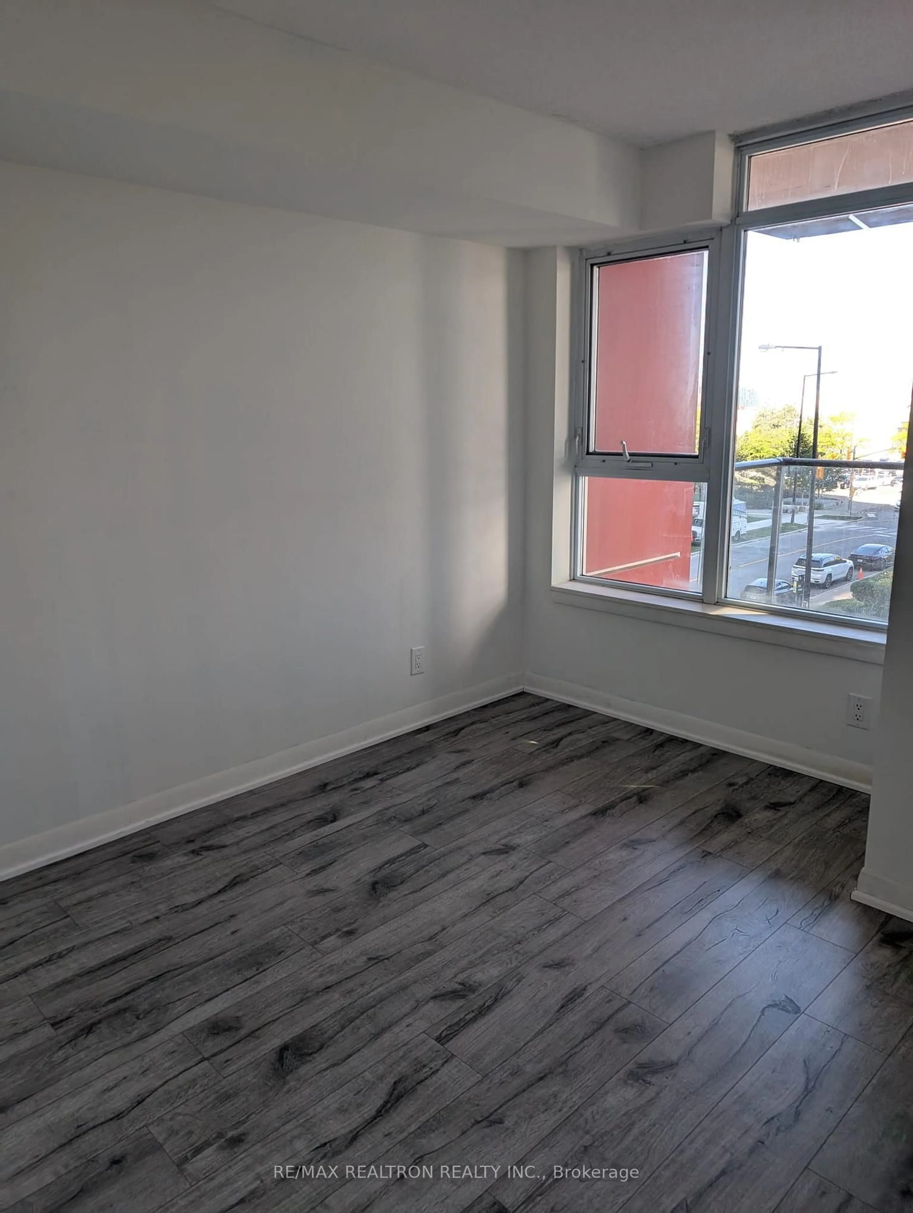 A pic of a room for 25 Town Centre Crt #511, Toronto Ontario M1P 0B4