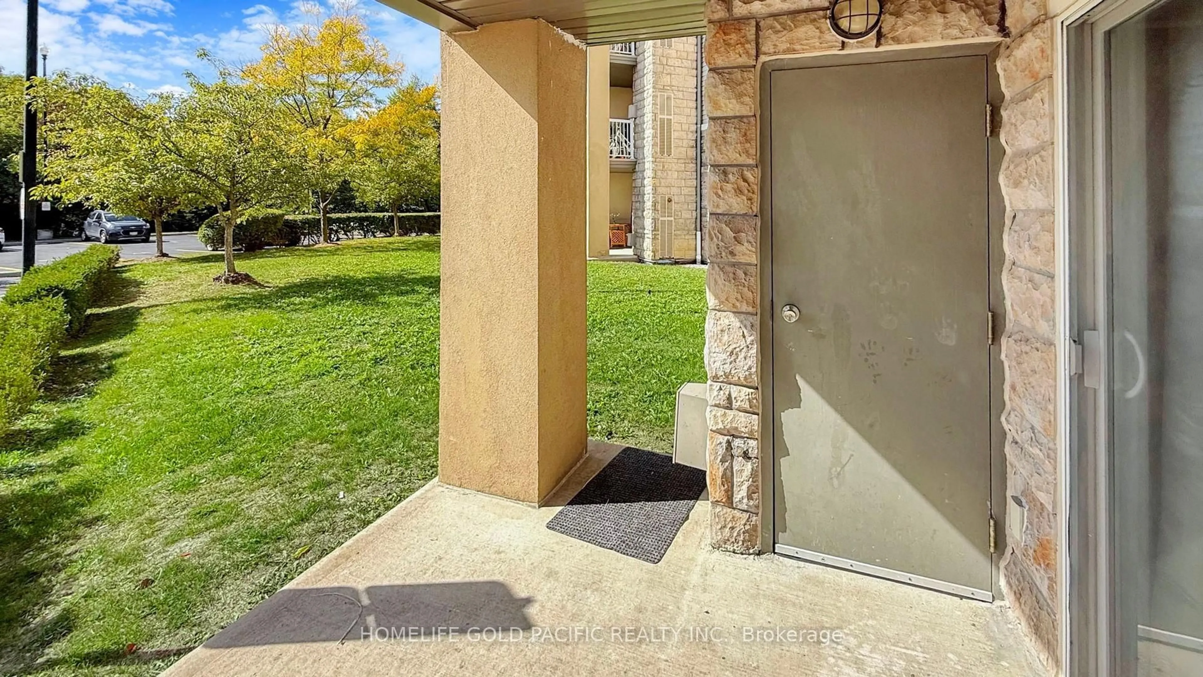 Unknown for 684 Warden Ave #102, Toronto Ontario M1L 4W4