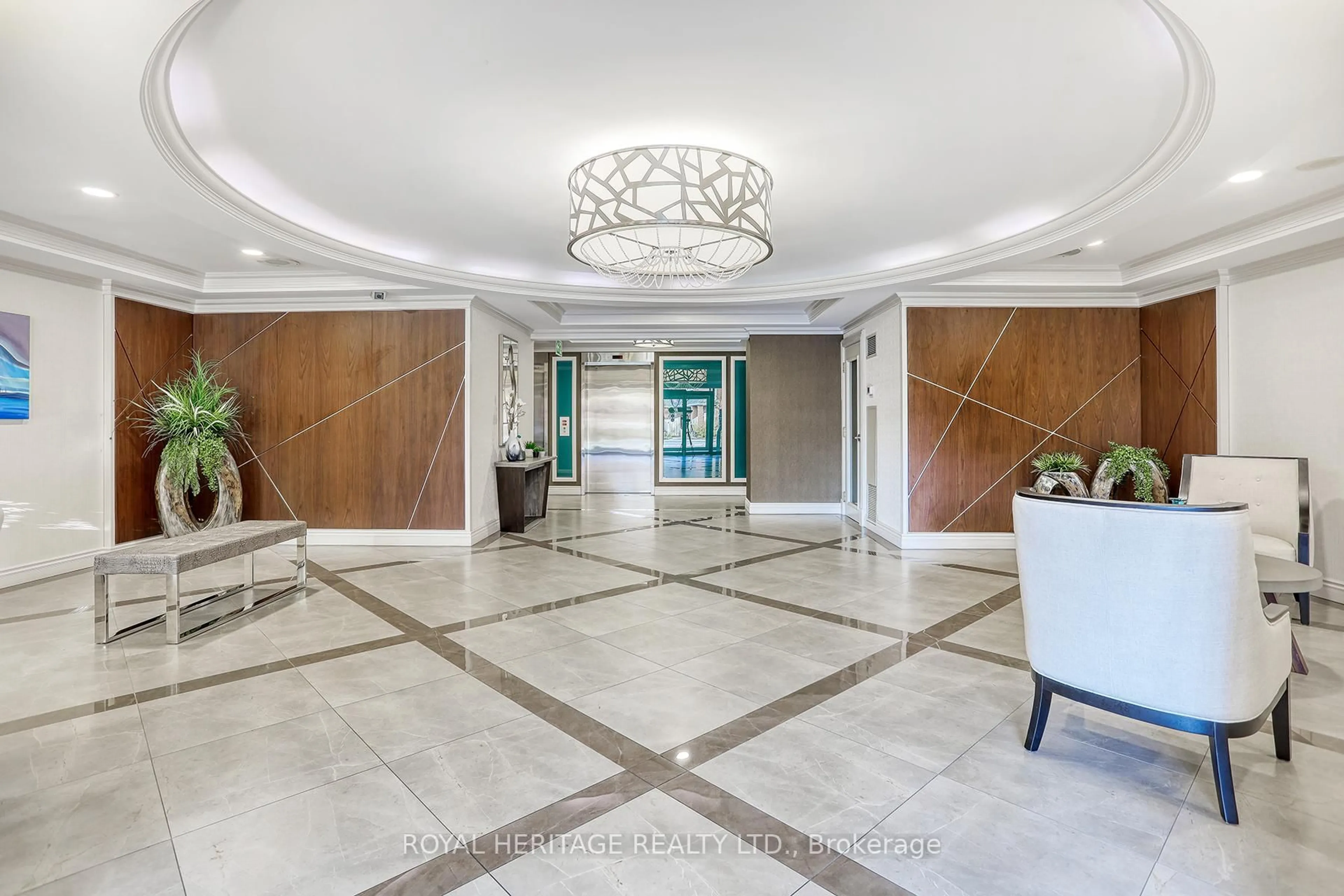 Indoor foyer for 1000 The Esplanade #1502, Pickering Ontario L1V 6V4