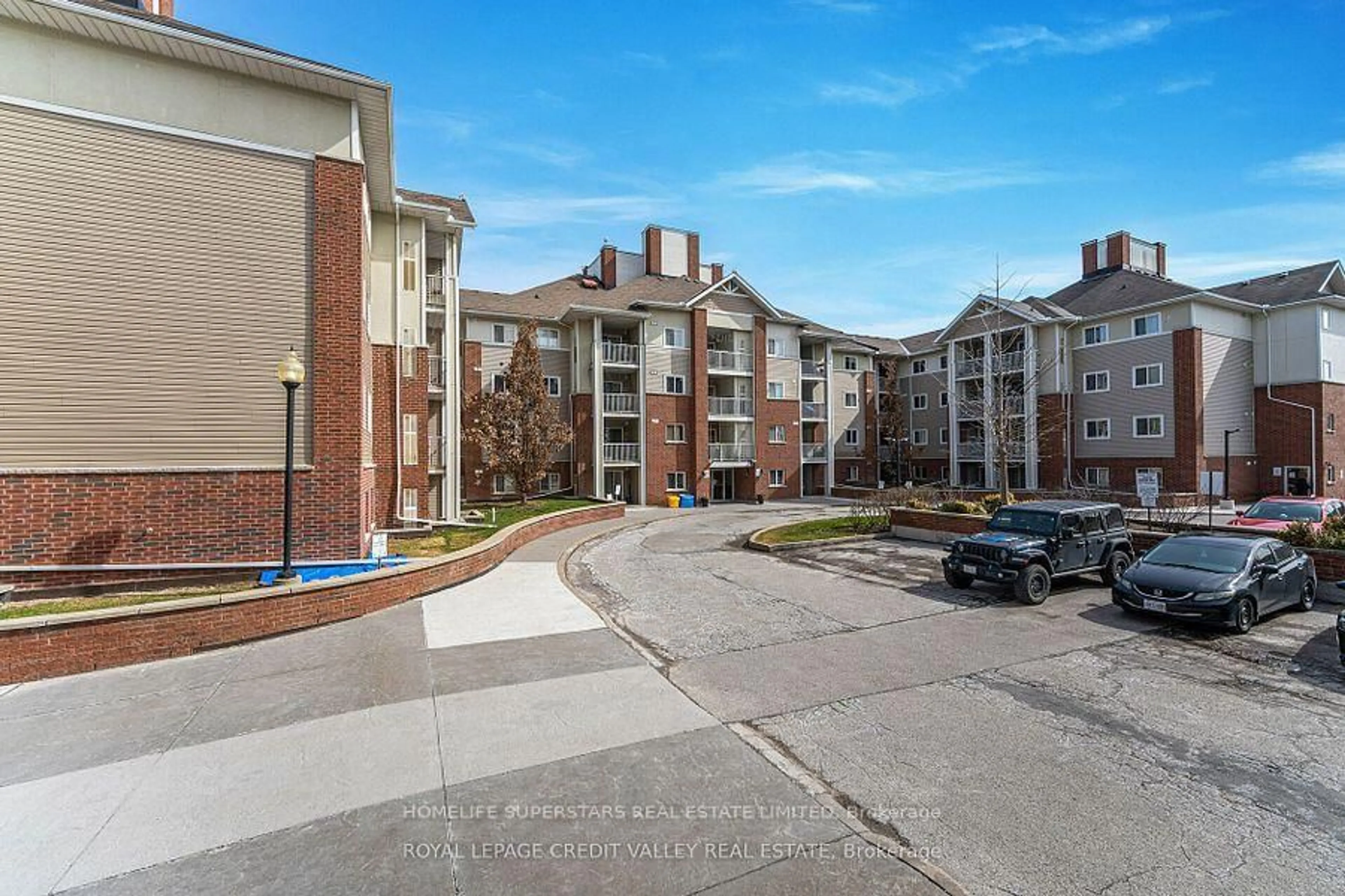 A pic from outside/outdoor area/front of a property/back of a property/a pic from drone, unknown for 5225 Finch Ave #234, Toronto Ontario M1S 5W8