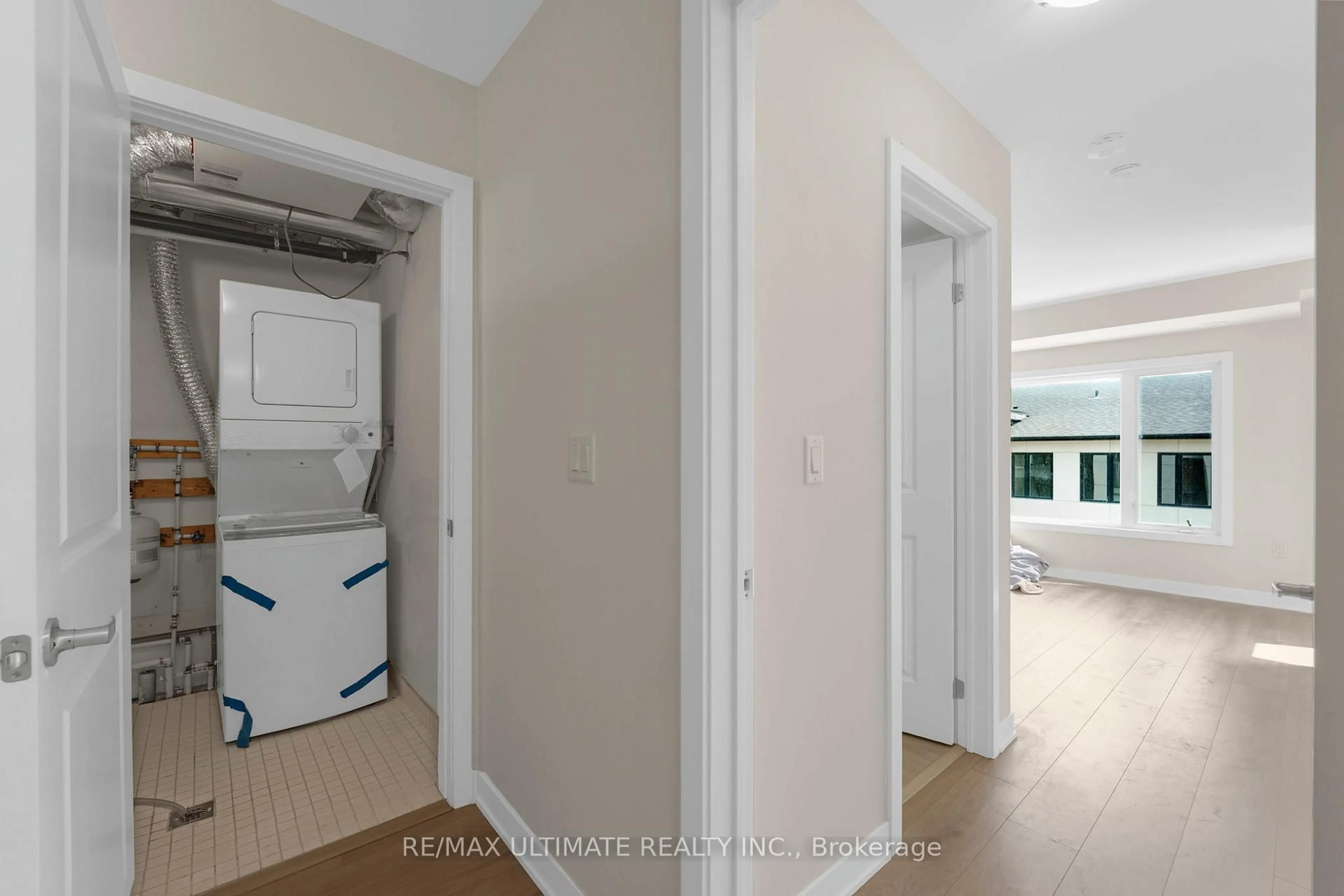 Laundry room for 1695 Dersan St #1310, Pickering Ontario L1X 0S9