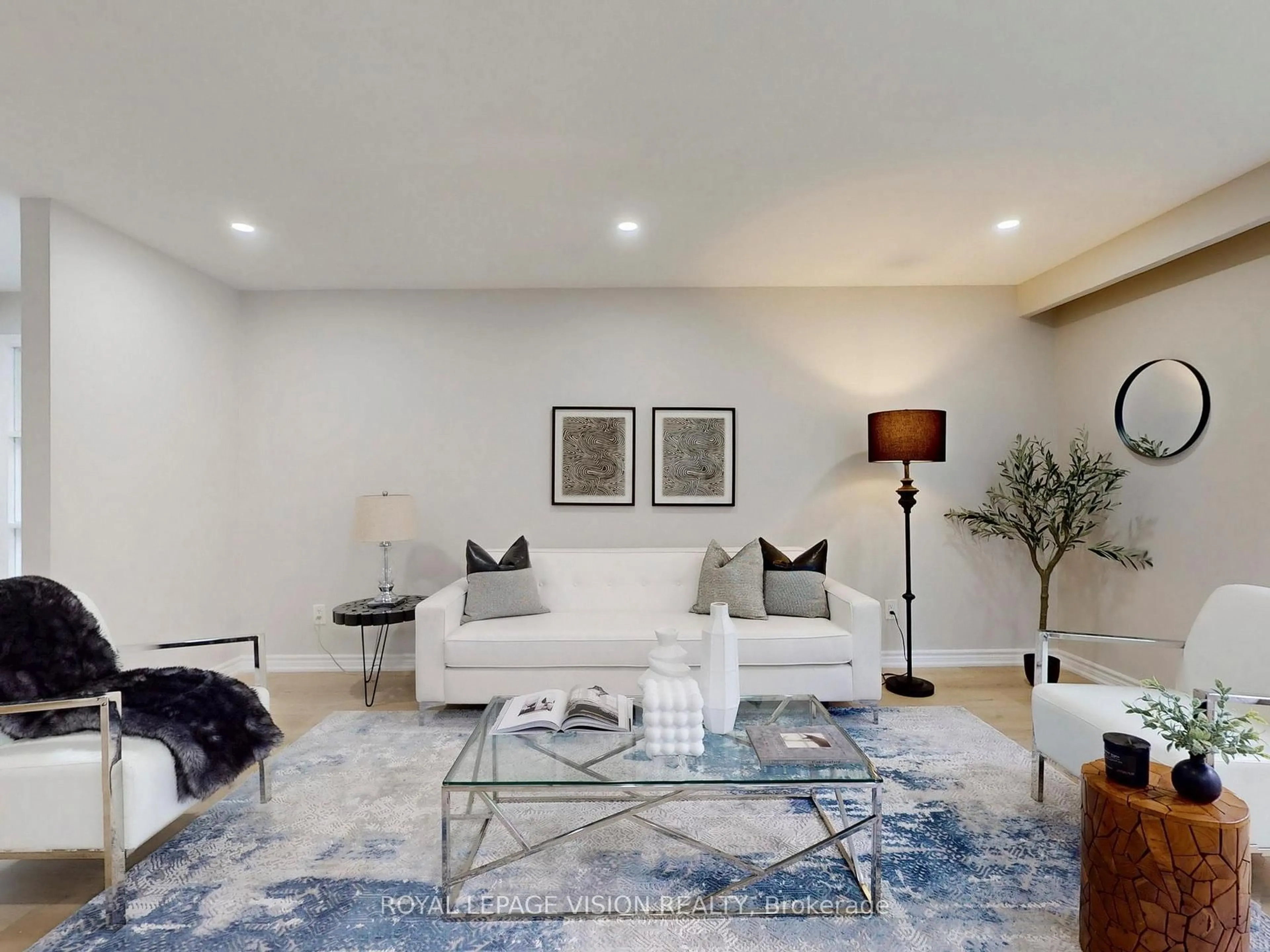 Living room with furniture, unknown for 54 Bledlow Manor Dr, Toronto Ontario M1E 1B2