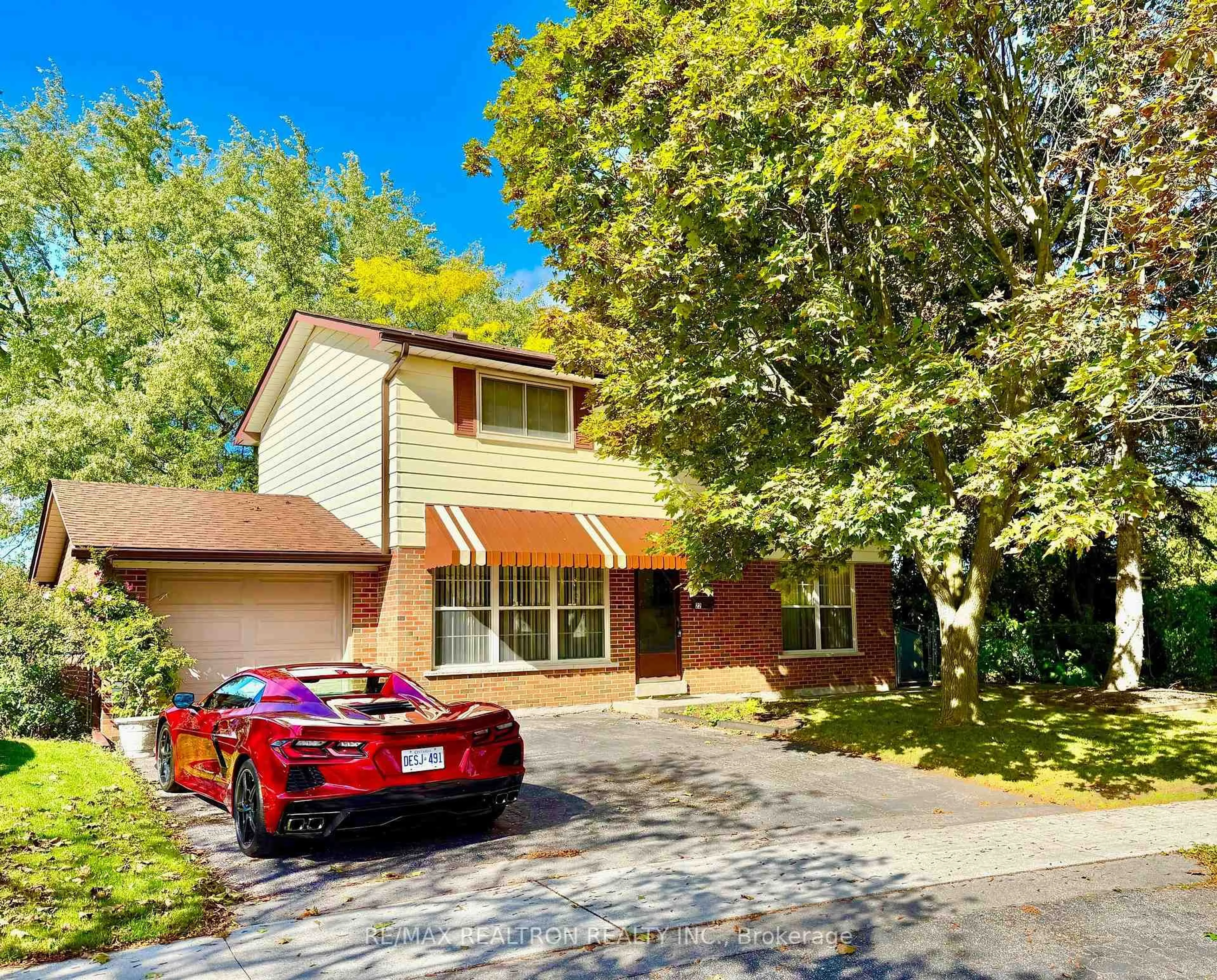 Home with brick exterior material, street for 22 Montavista St, Toronto Ontario M1G 3C2