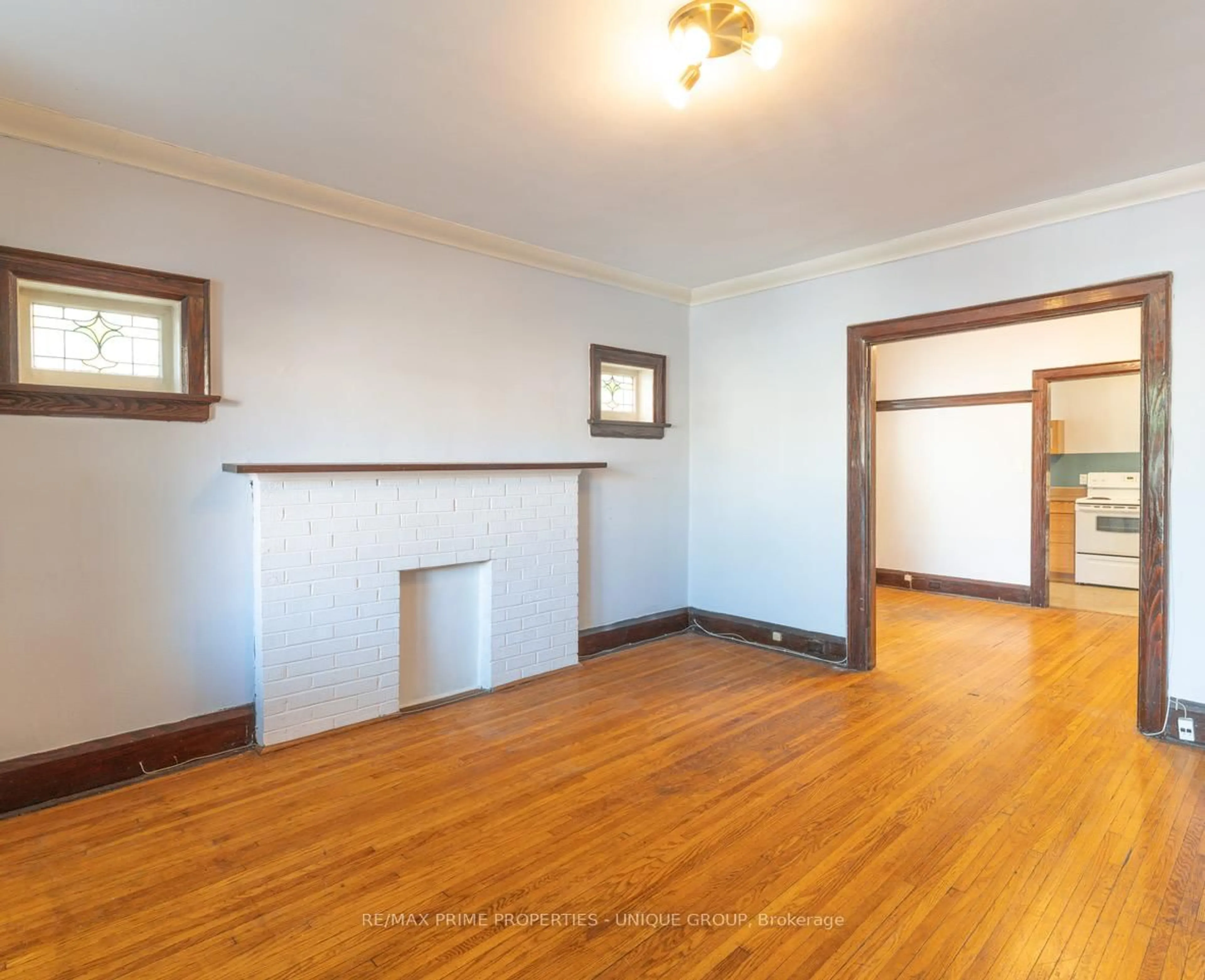 A pic of a room for 1 Bonfield Ave, Toronto Ontario M4E 1B9