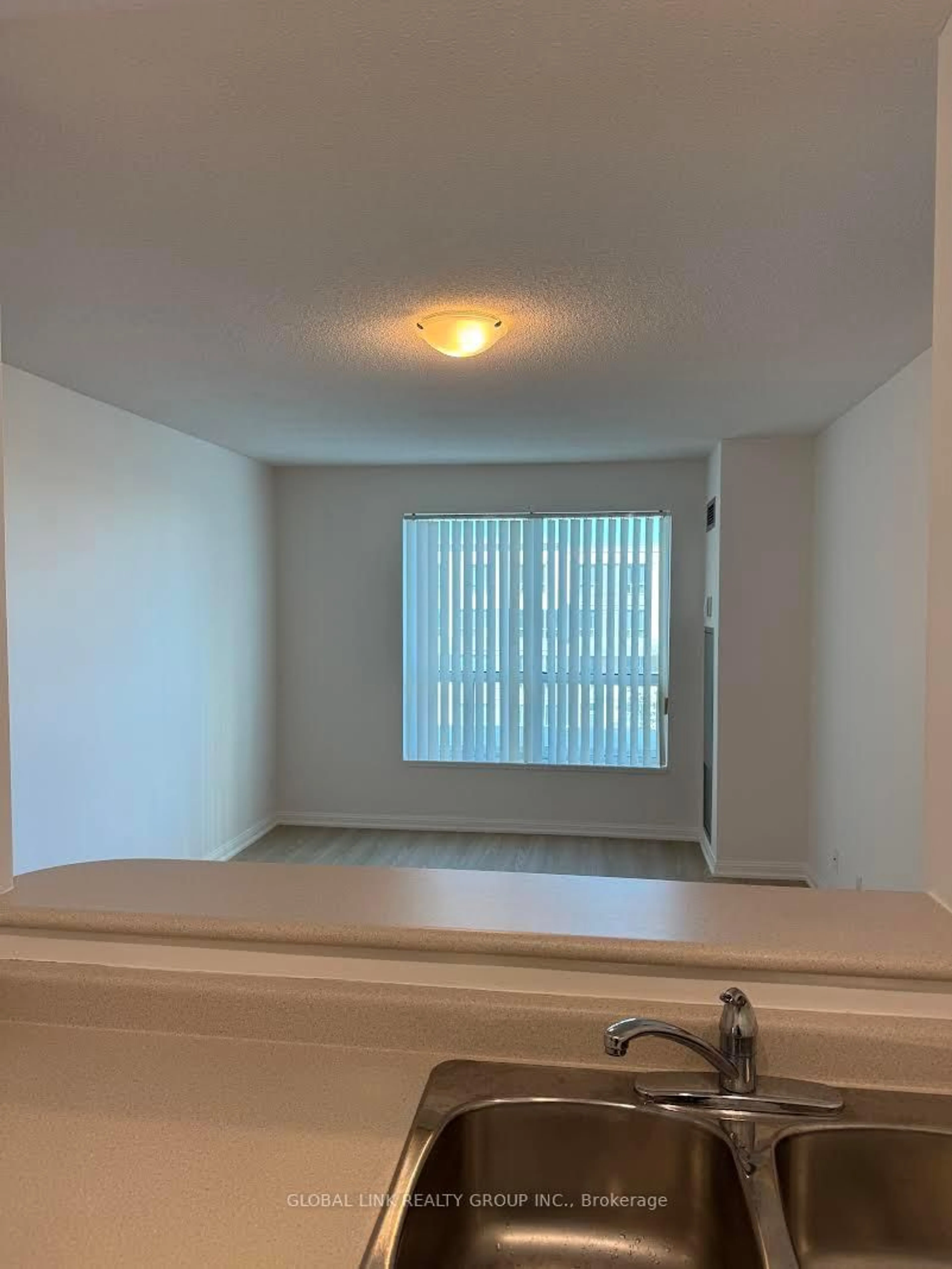 A pic of a room for 1 Lee Centre Dr #315, Toronto Ontario M1H 3J2