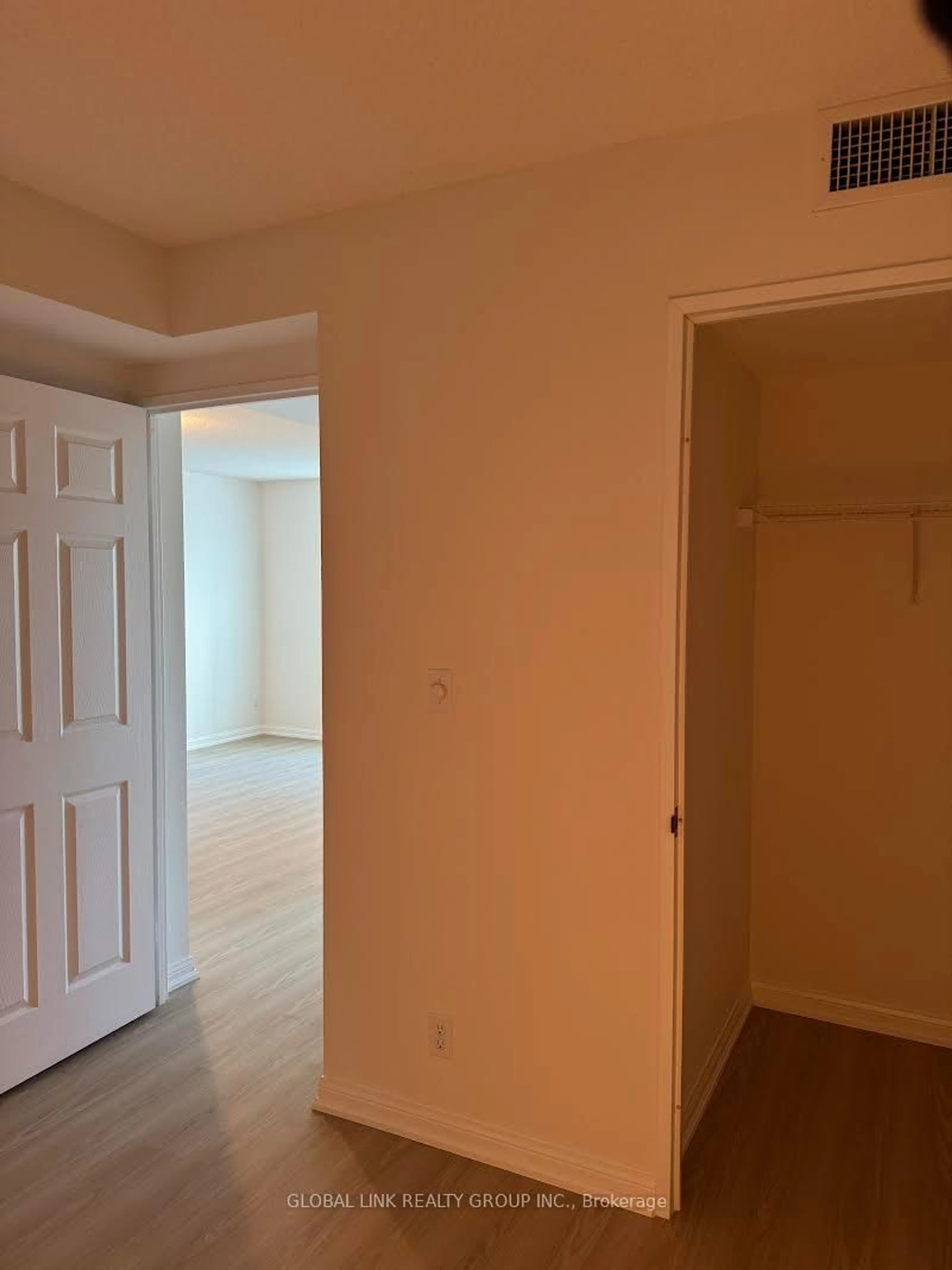 A pic of a room for 1 Lee Centre Dr #315, Toronto Ontario M1H 3J2