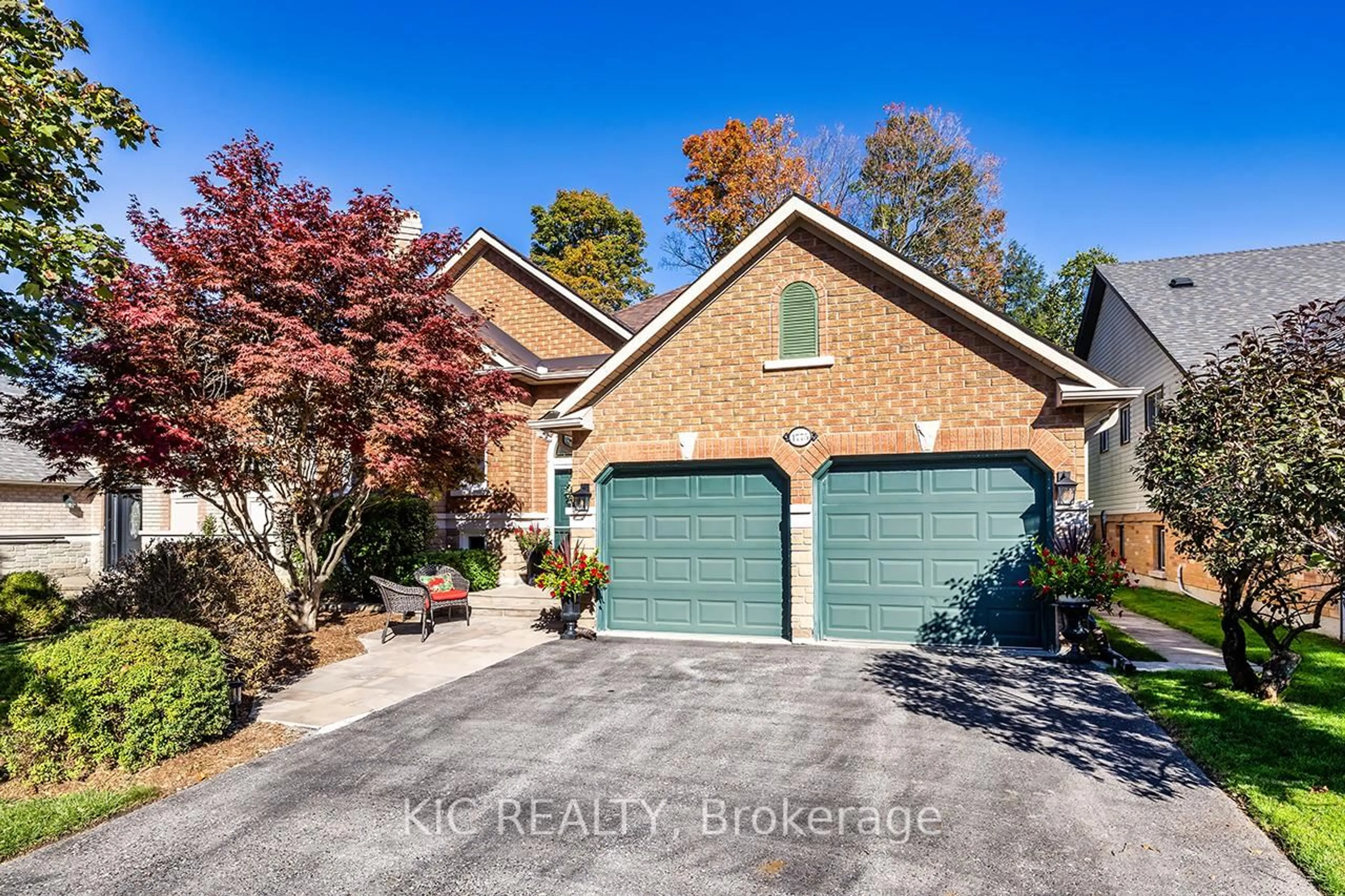 Home with brick exterior material, unknown for 1775 Edenwood Dr, Oshawa Ontario L1G 7Y3