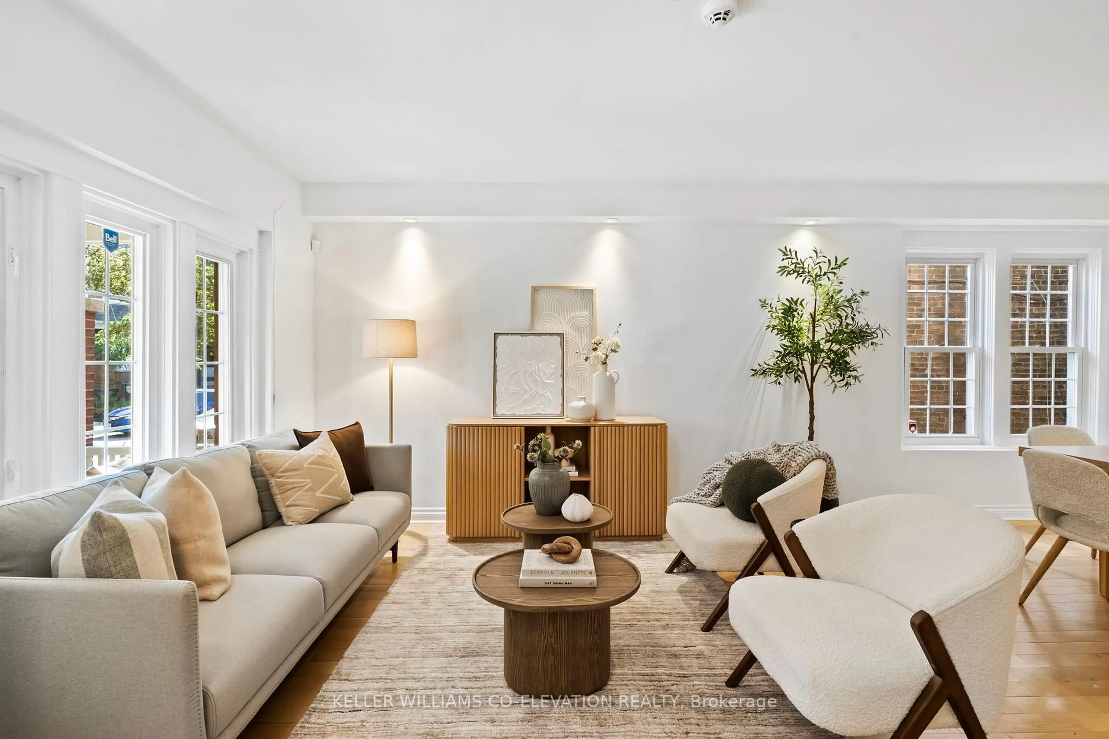 Living room with furniture, unknown for 26 Cambridge Ave, Toronto Ontario M4K 2L1