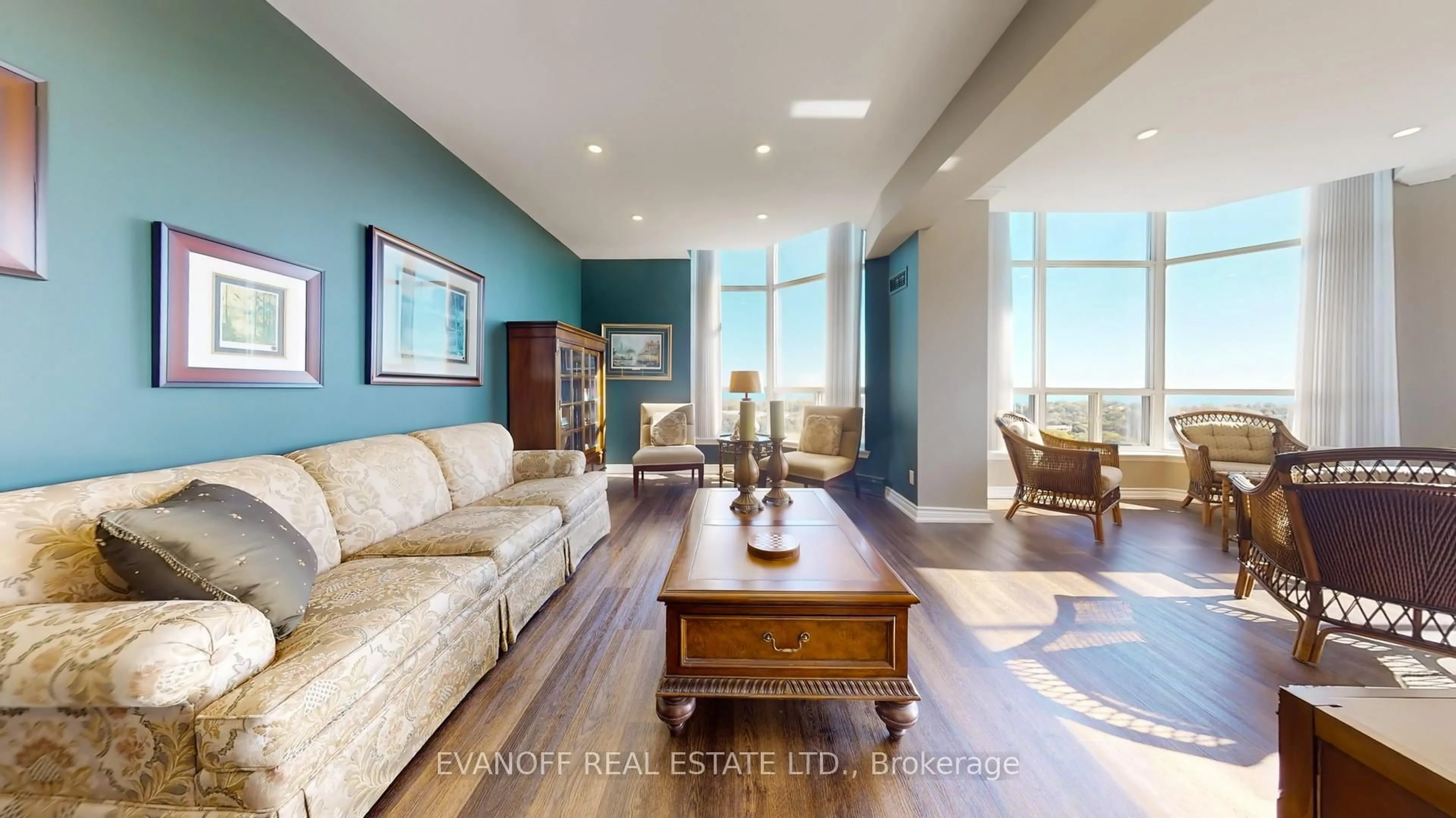 Living room with furniture, unknown for 20 Guildwood Pkwy #PH 10, Toronto Ontario M1E 5B6