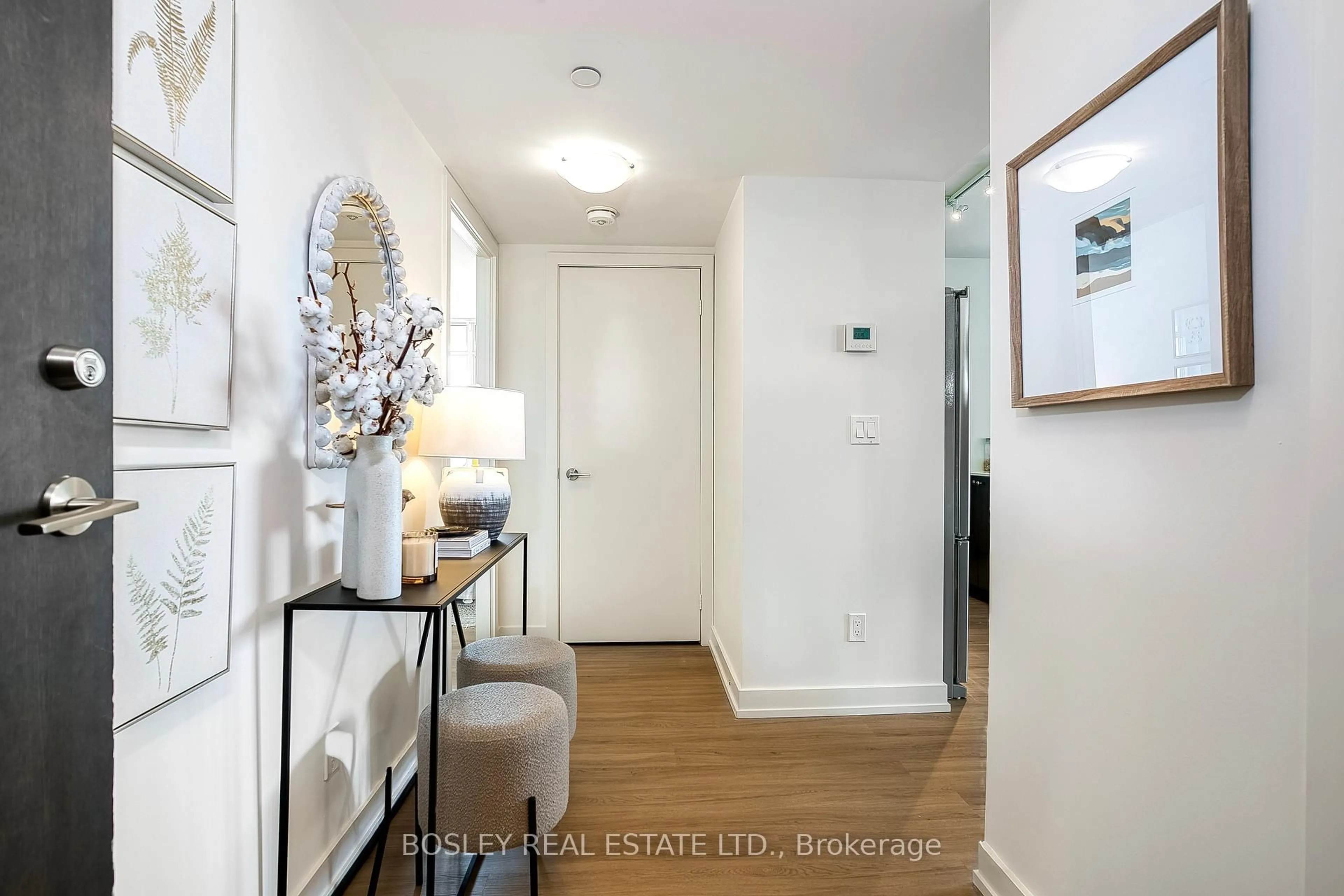 Indoor entryway for 8 Trent Ave #1105, Toronto Ontario M4C 0A6