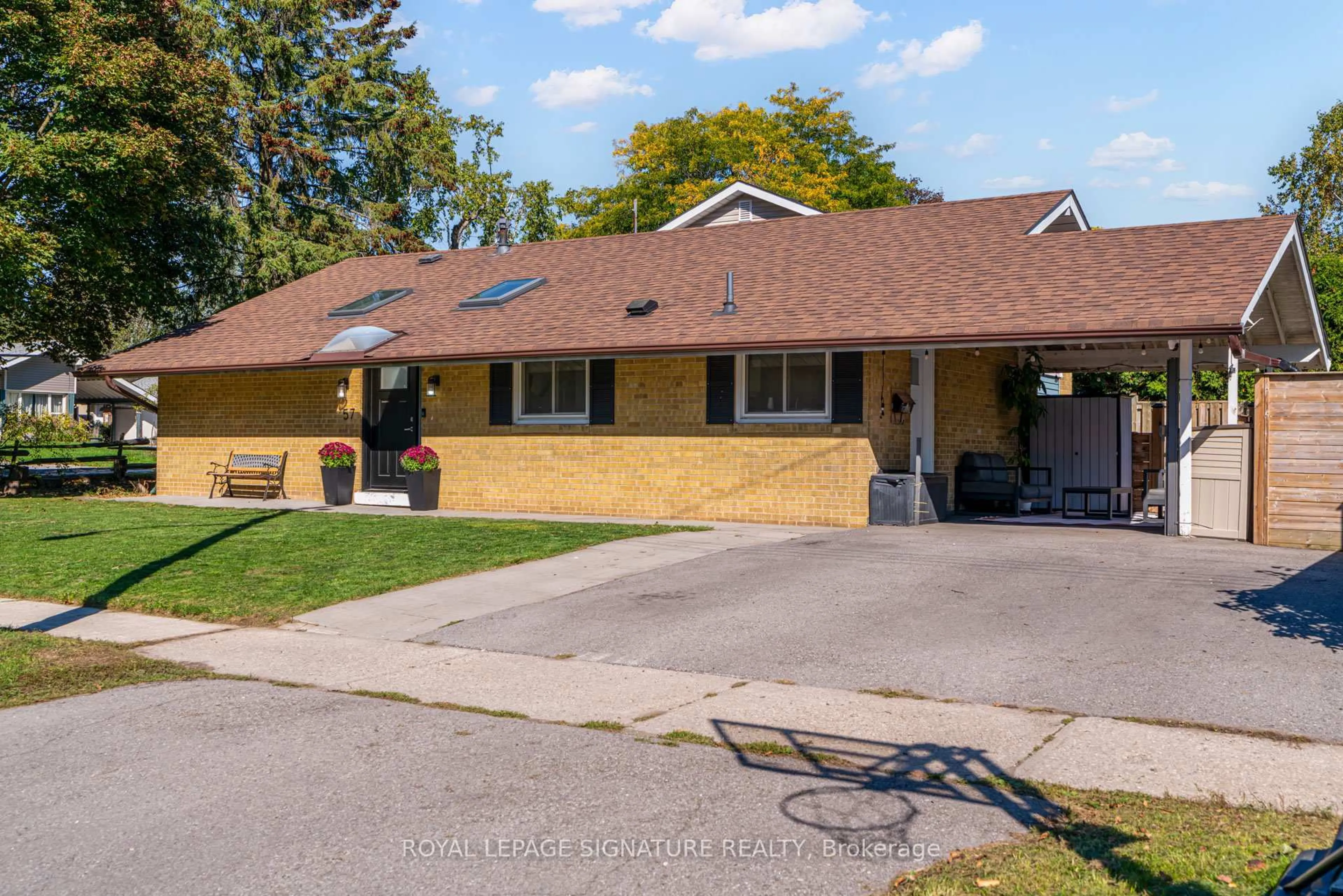 Unknown for 57 Munson Cres, Toronto Ontario M1P 3M8