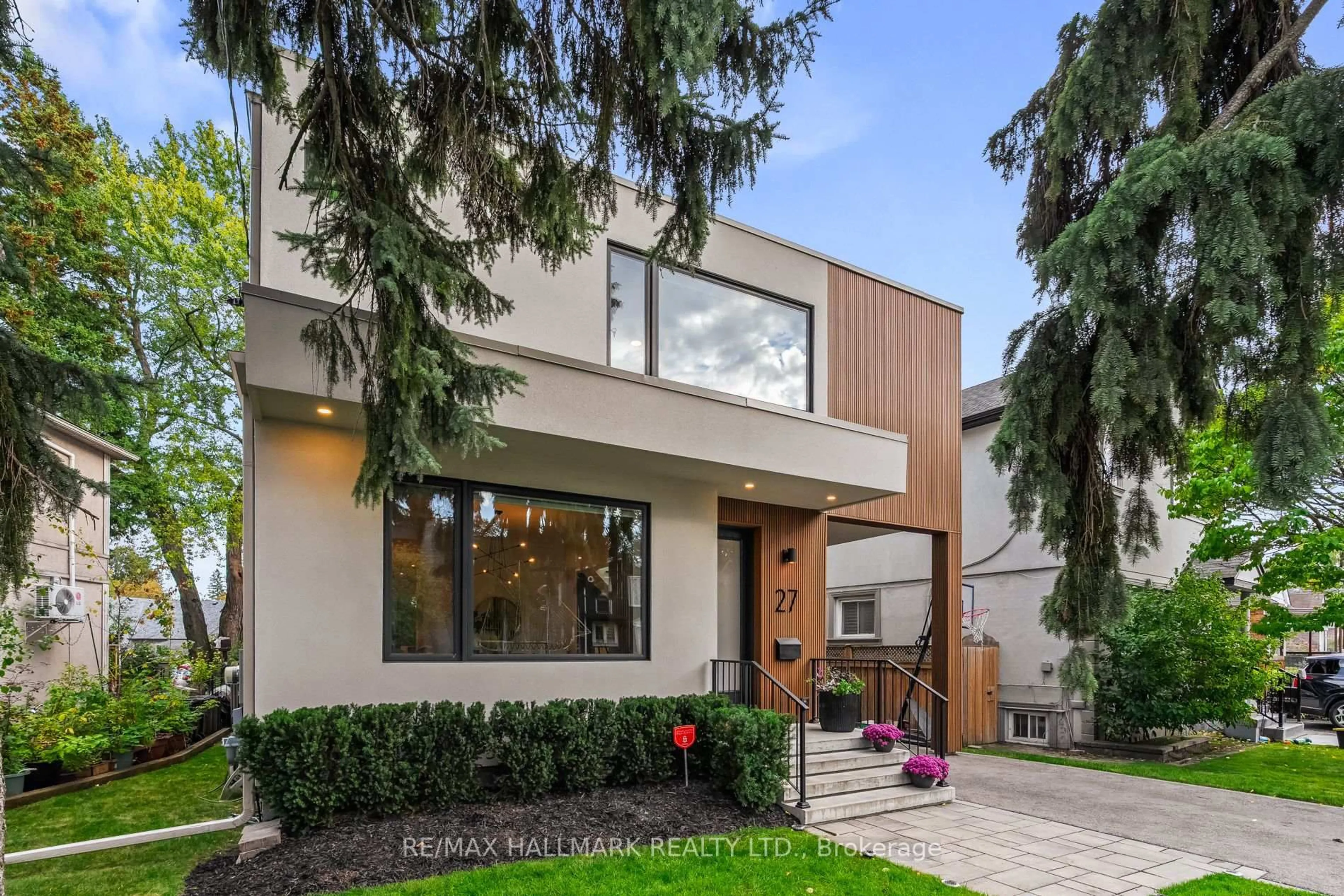 Home with brick exterior material, street for 27 Glencrest Blvd, Toronto Ontario M4B 1L2