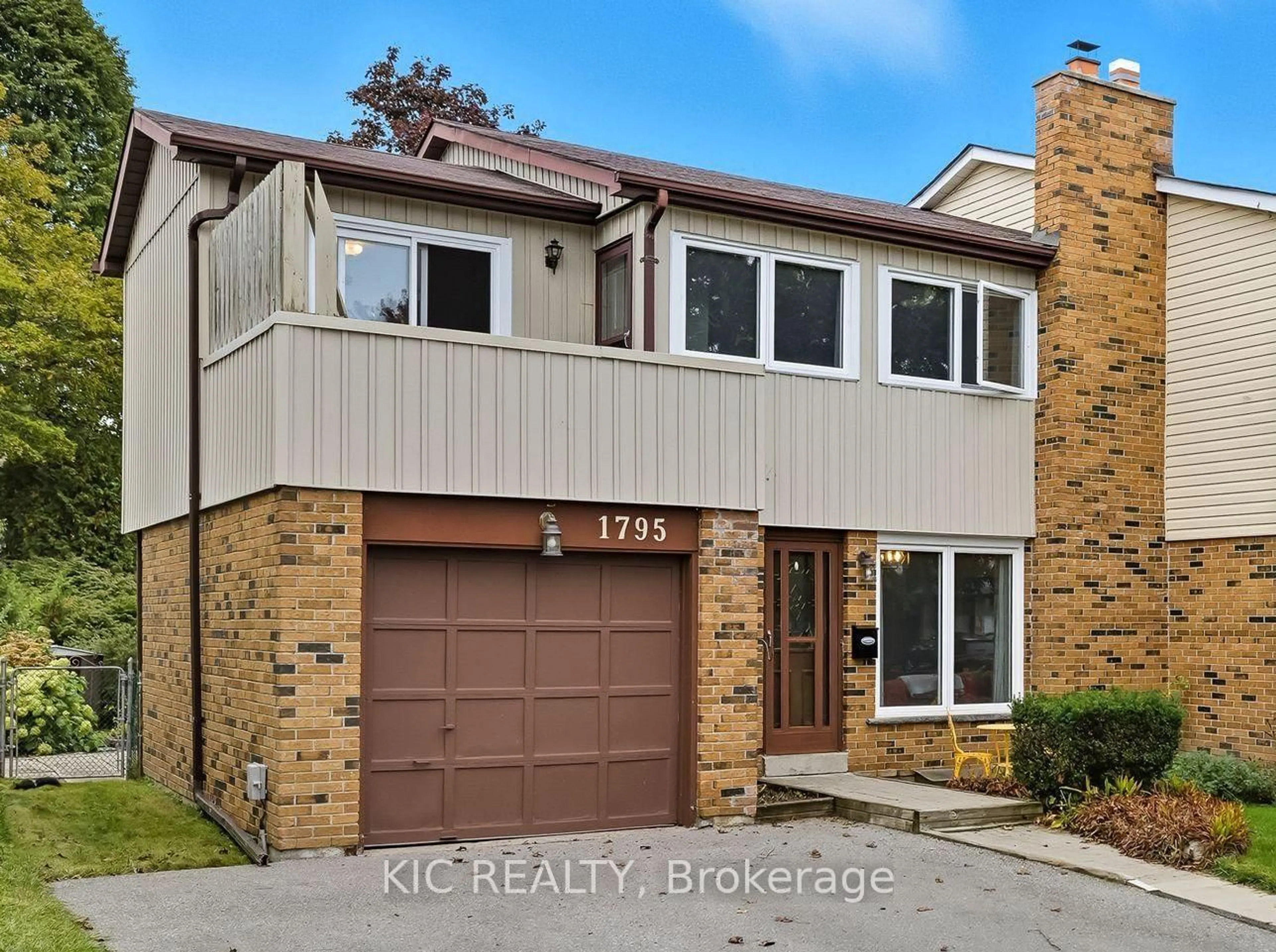 Home with brick exterior material, street for 1795 Listowell Cres, Pickering Ontario L1V 2Y2