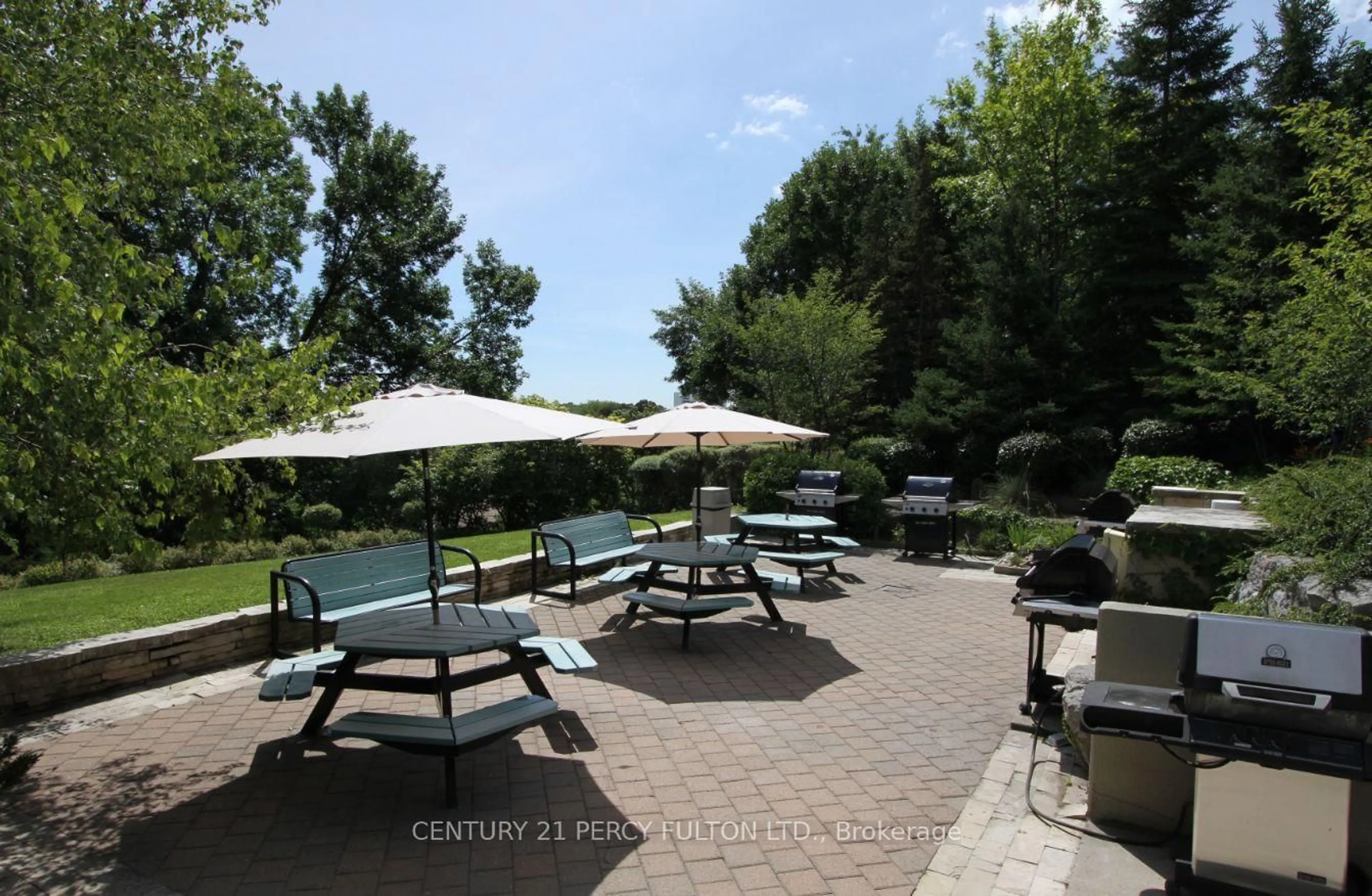 Patio, water/lake/river/ocean view for 20 Guildwood Pkwy #1416, Toronto Ontario M1E 5B6