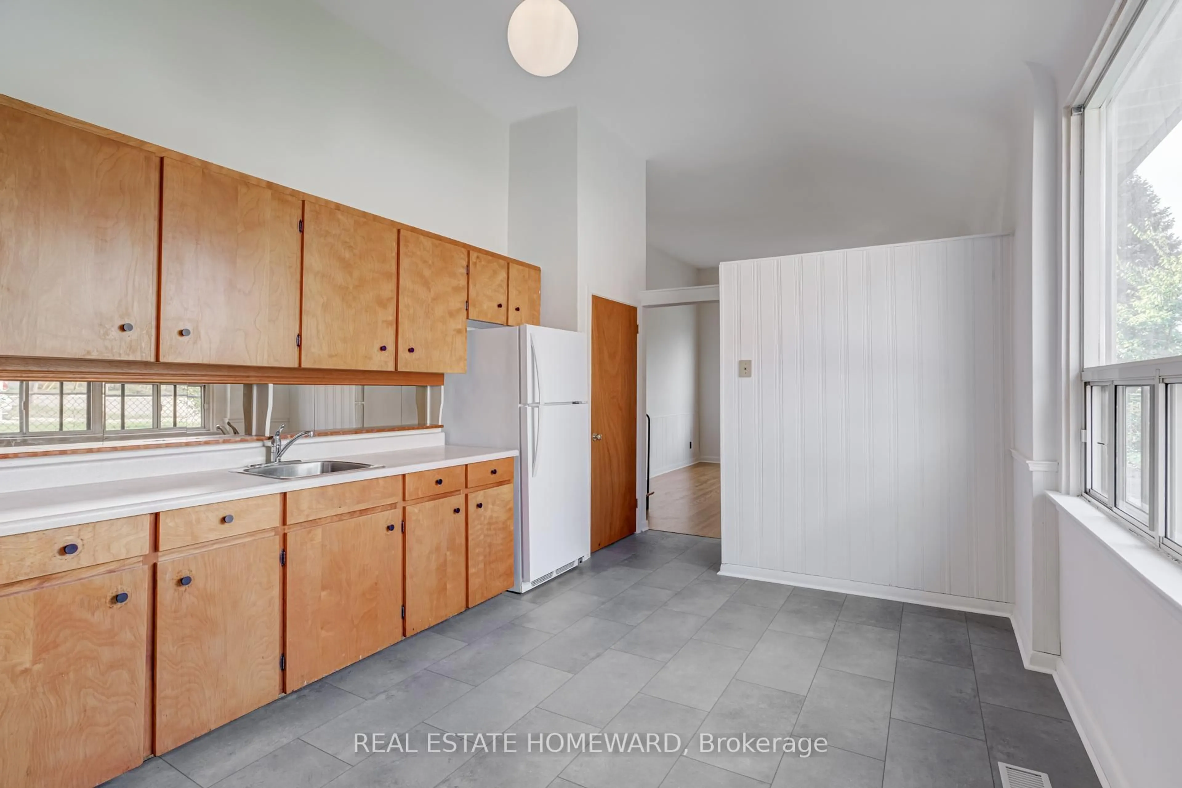 Standard kitchen, unknown for 80 Wantanopa Cres, Toronto Ontario M1H 2B4