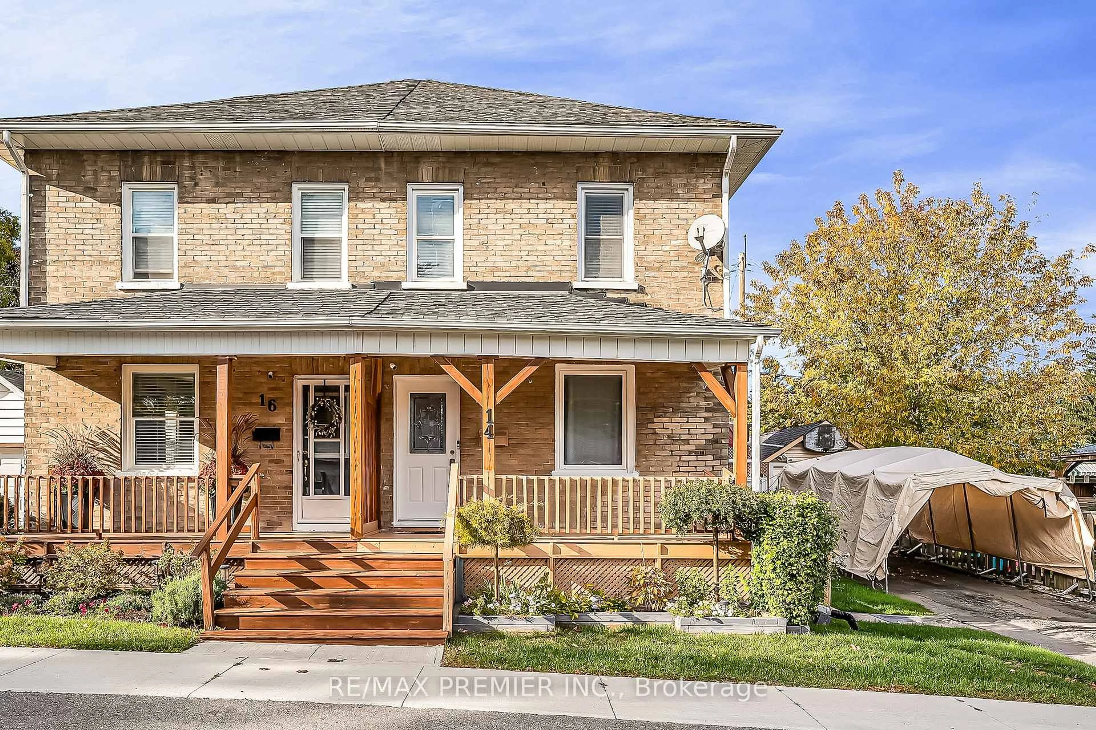 Home with brick exterior material, street for 14 Liberty Pl, Clarington Ontario L1C 1W6