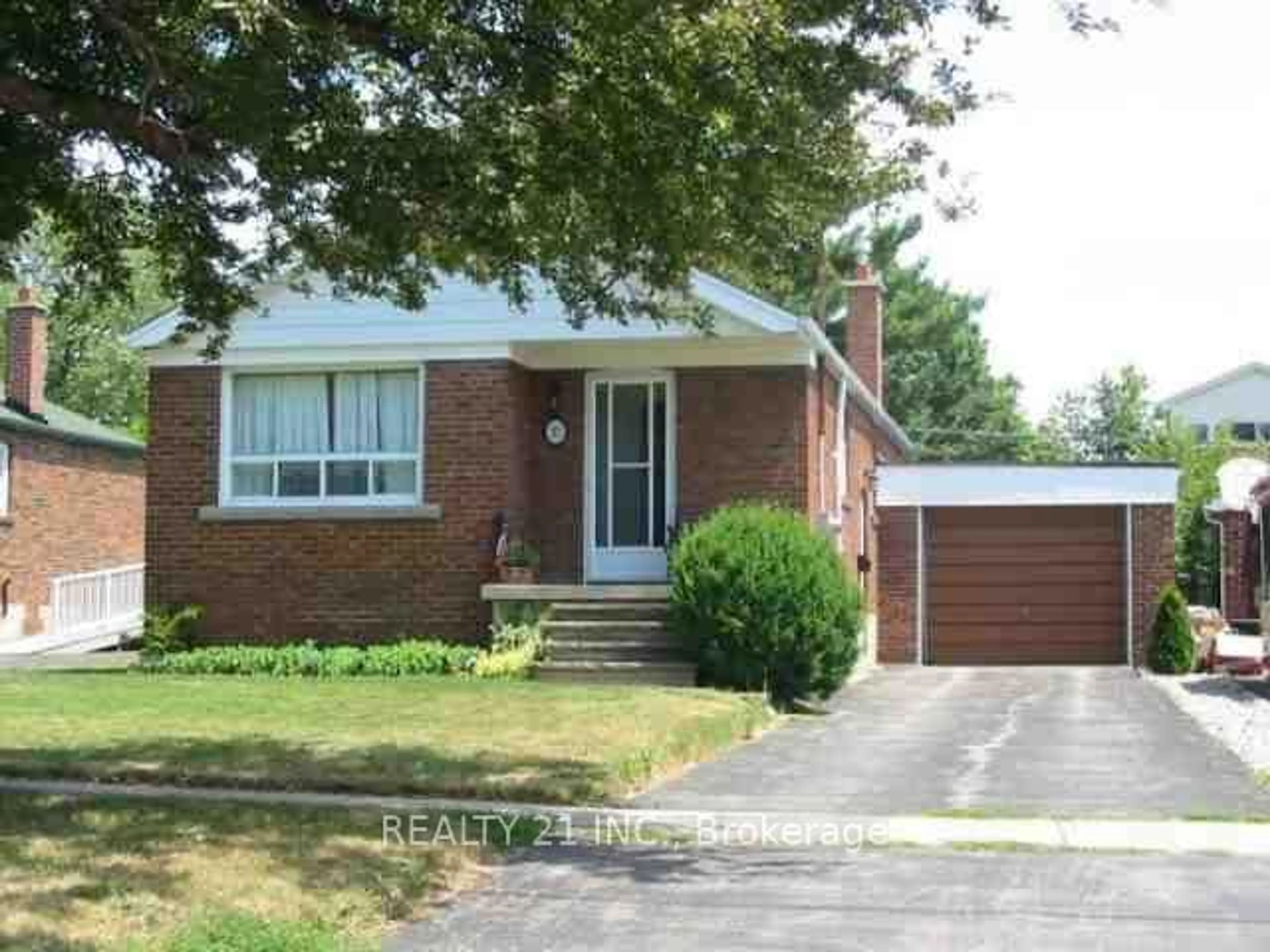 Home with brick exterior material, street for 33 Vernadale Cres, Toronto Ontario M1L 3M5