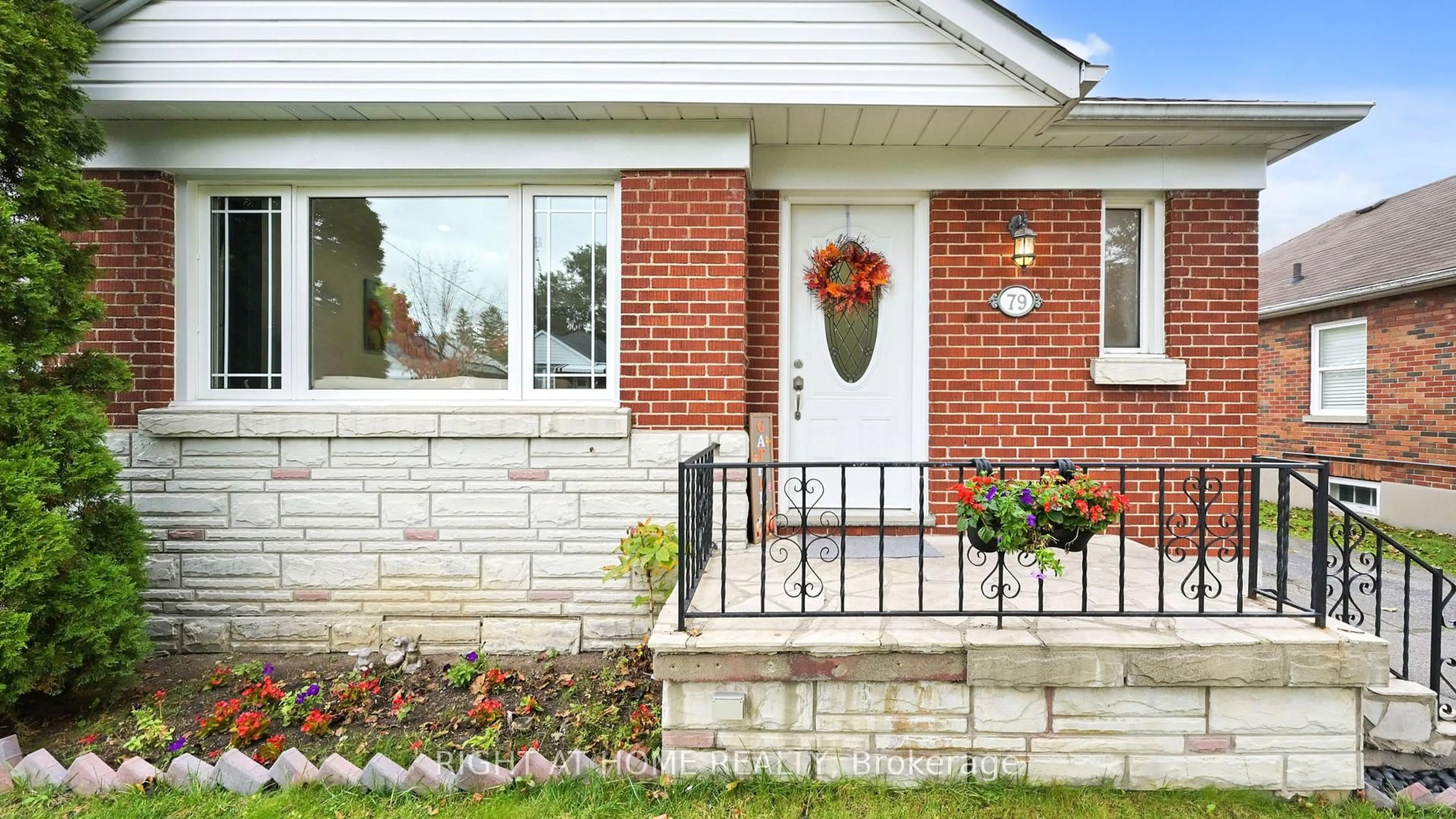 Home with brick exterior material, street for 79 Oakes Ave, Oshawa Ontario L1G 6C5