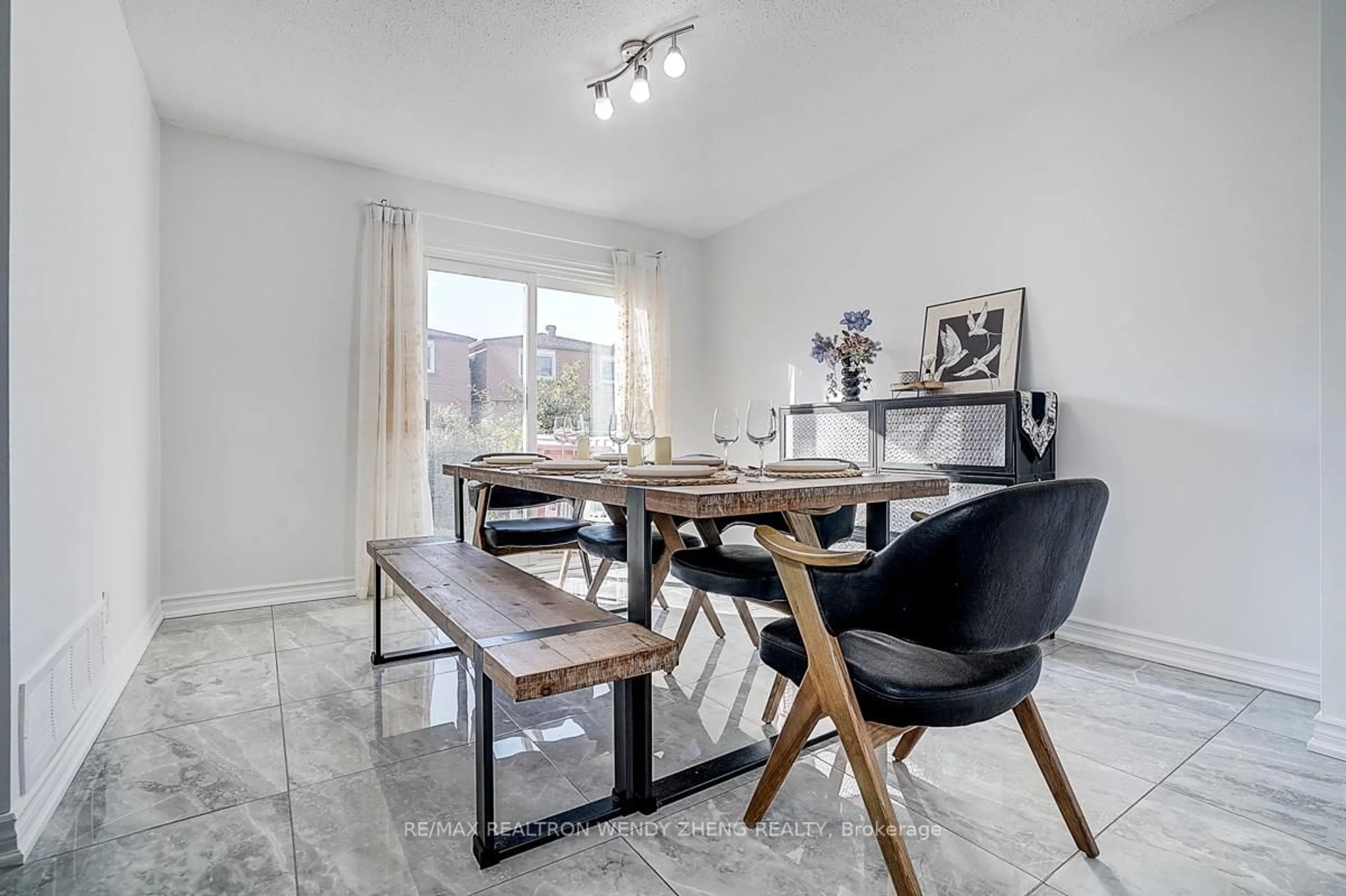 Dining room, unknown for 90 Radwell Cres, Toronto Ontario M1V 2J5