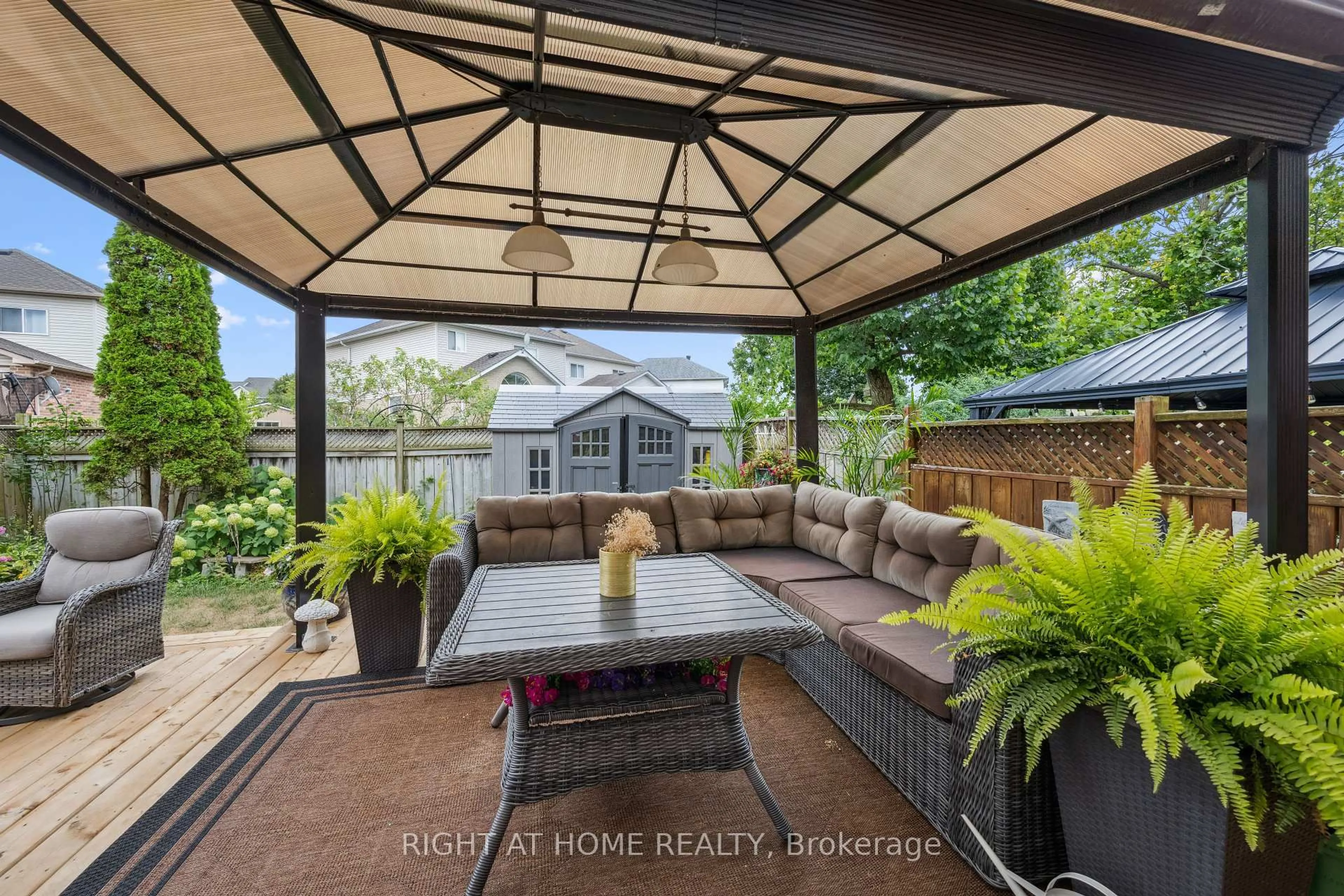 Patio, water/lake/river/ocean view for 41 Yorkville Dr, Clarington Ontario L1E 2A7