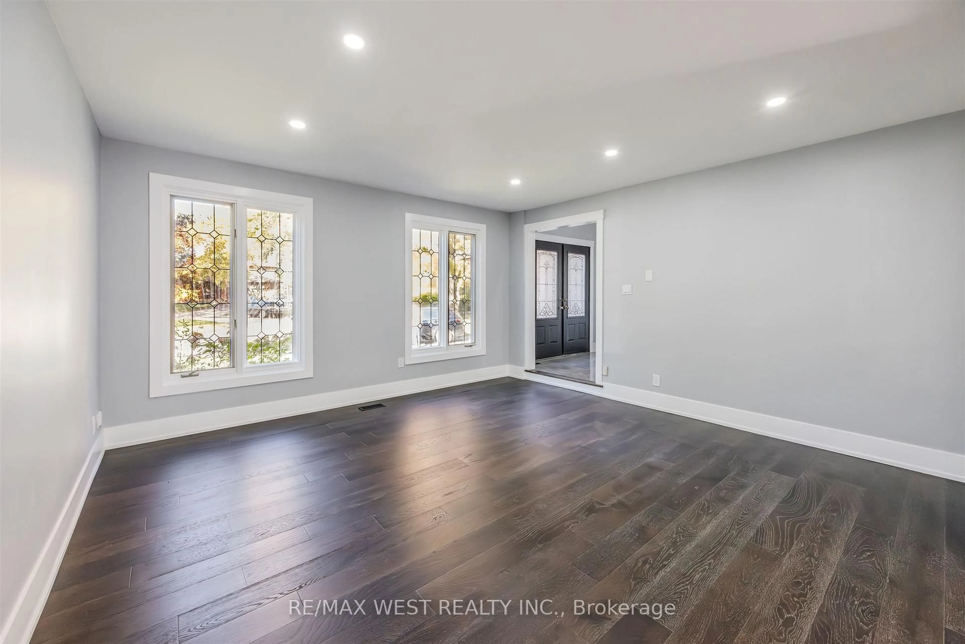 Unknown for 12 Tredvalley Grve, Toronto Ontario M1C 3J4