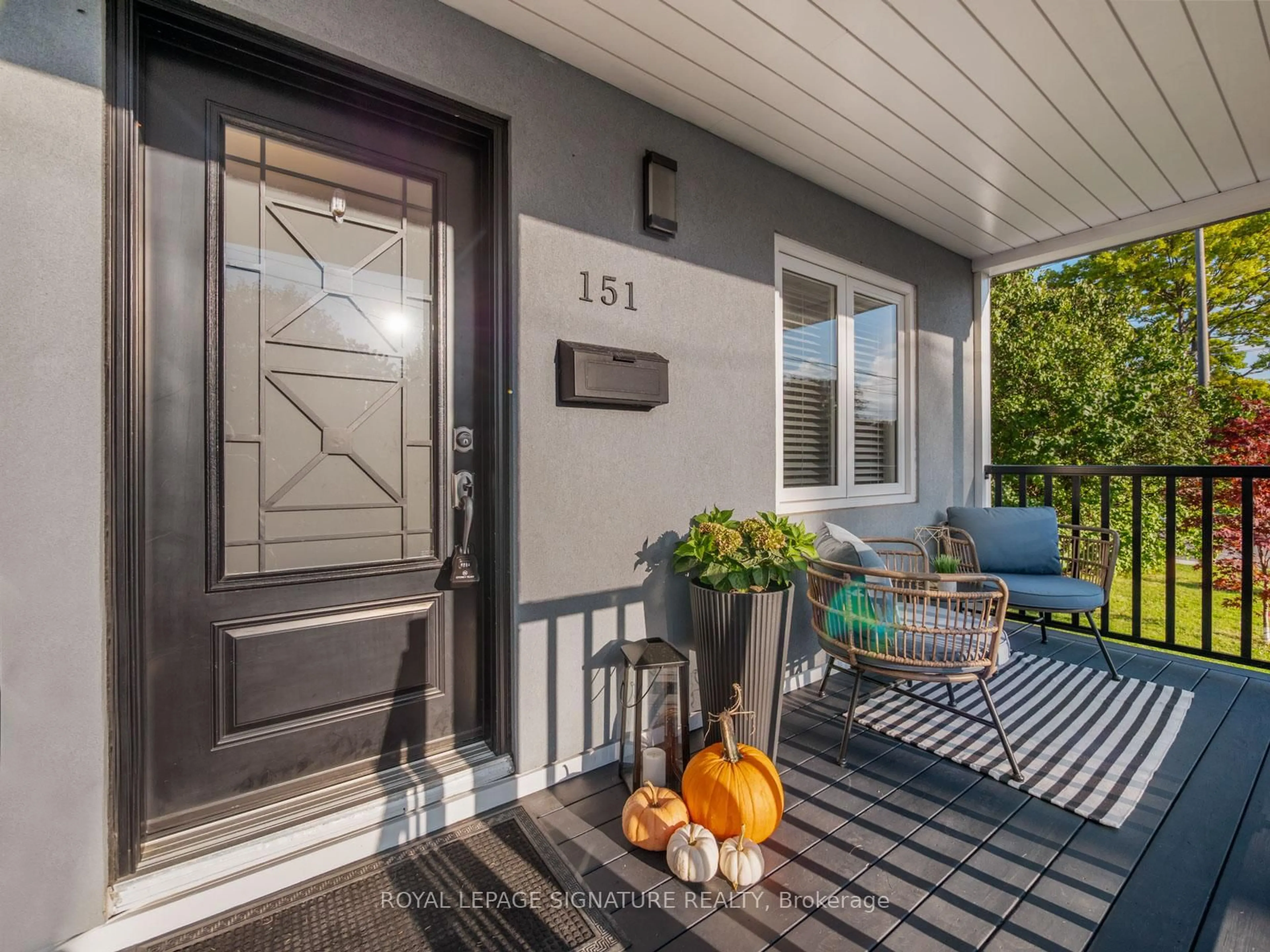 Indoor entryway for 151 Eastwood Ave, Toronto Ontario M1N 3H5