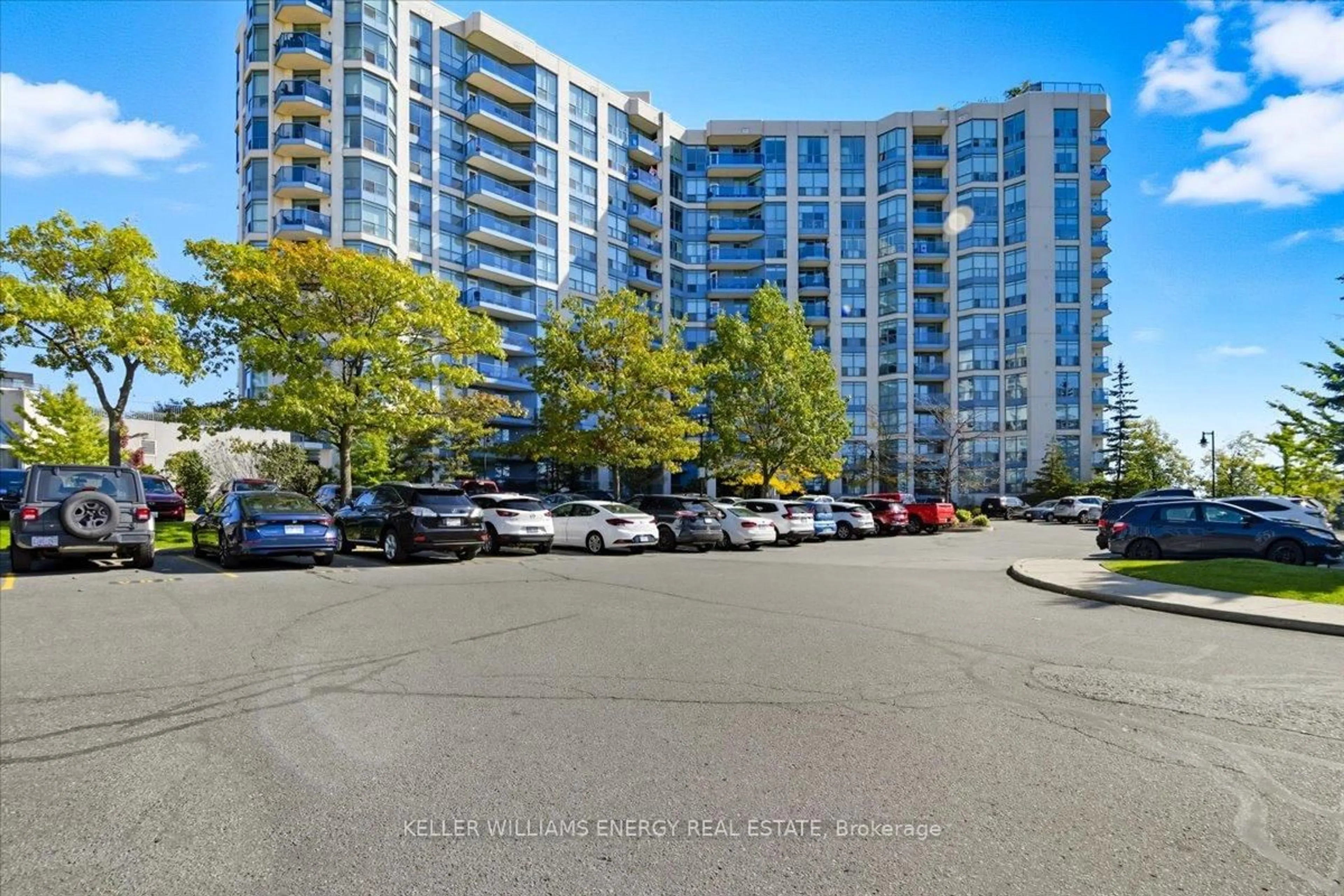 Unknown for 340 Watson St #907, Whitby Ontario L1N 9G1