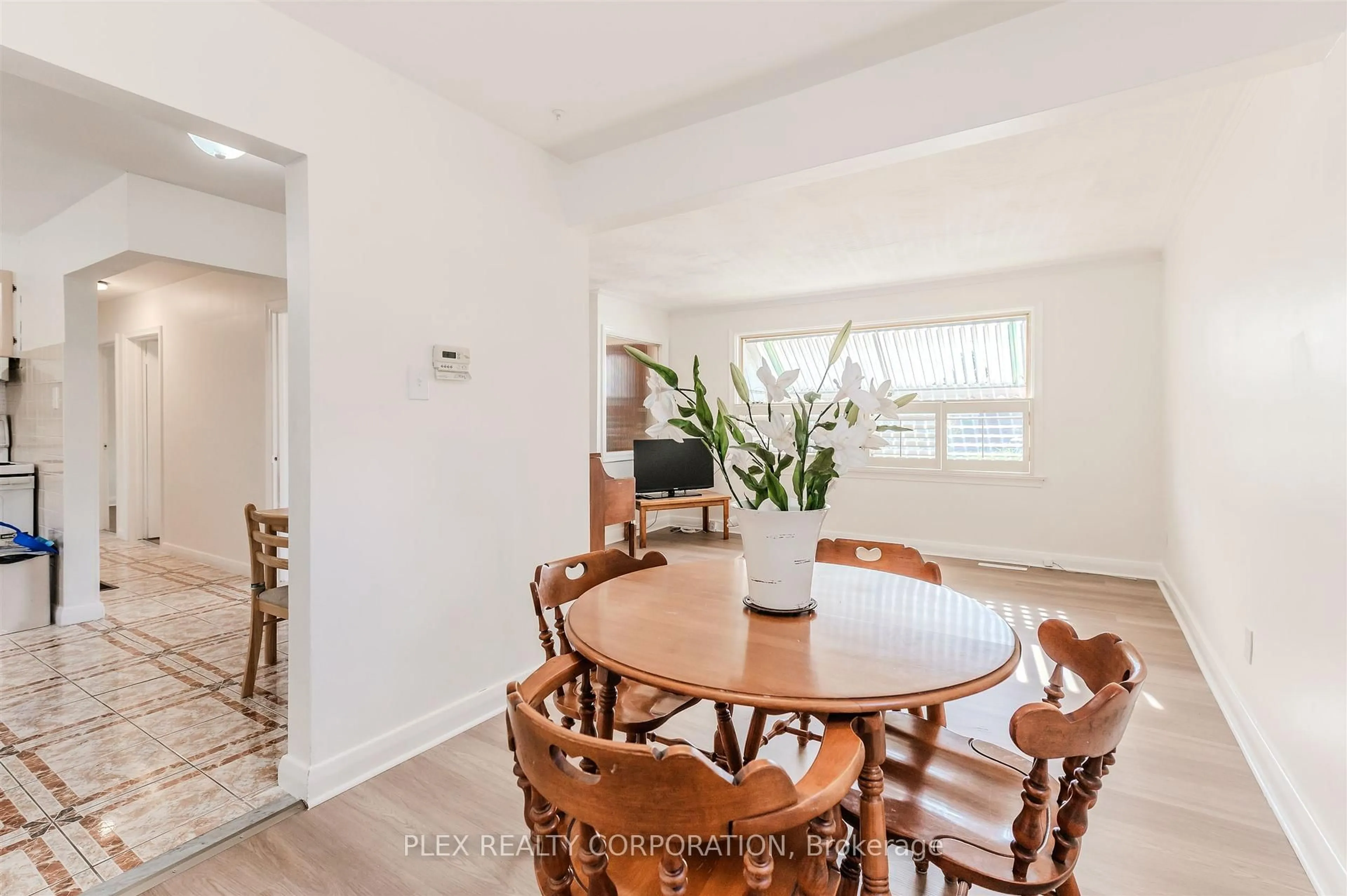 Dining room, unknown for 52 Merrian Rd, Toronto Ontario M1K 3M7
