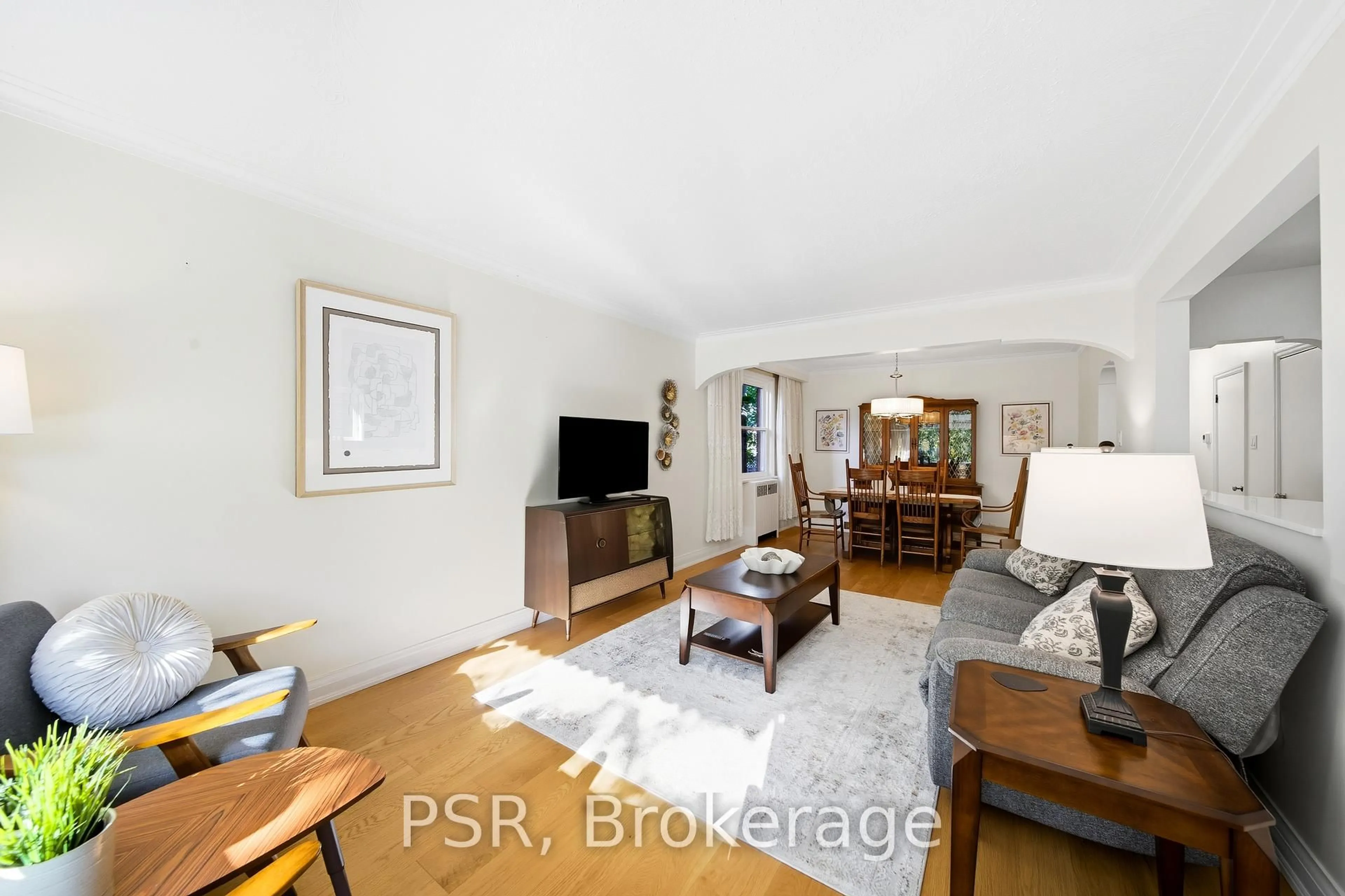 A pic of a room for 25 Knight St, Toronto Ontario M4C 3K8