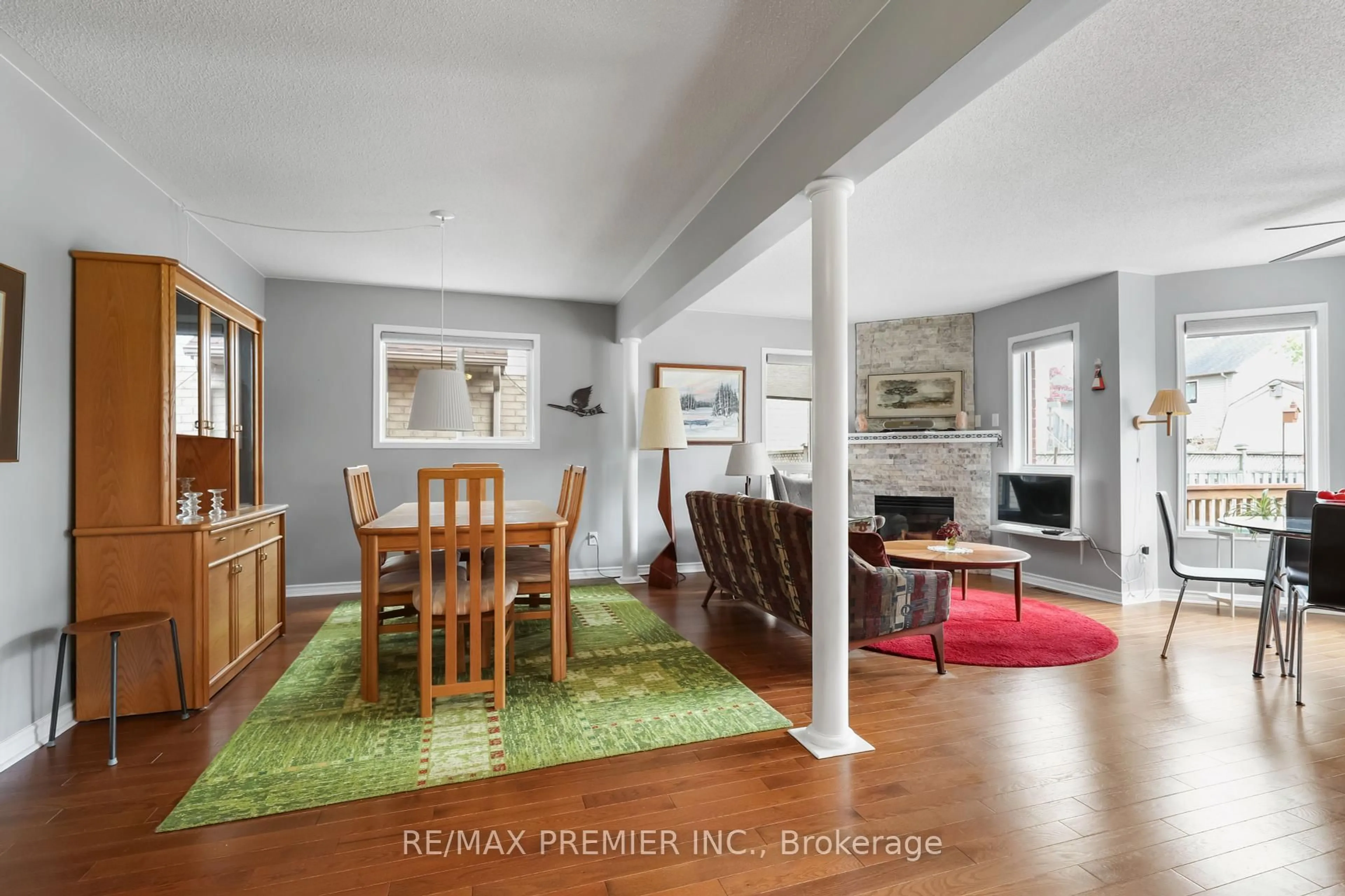 Unknown for 44 Brandon Rd, Scugog Ontario L9L 1S8