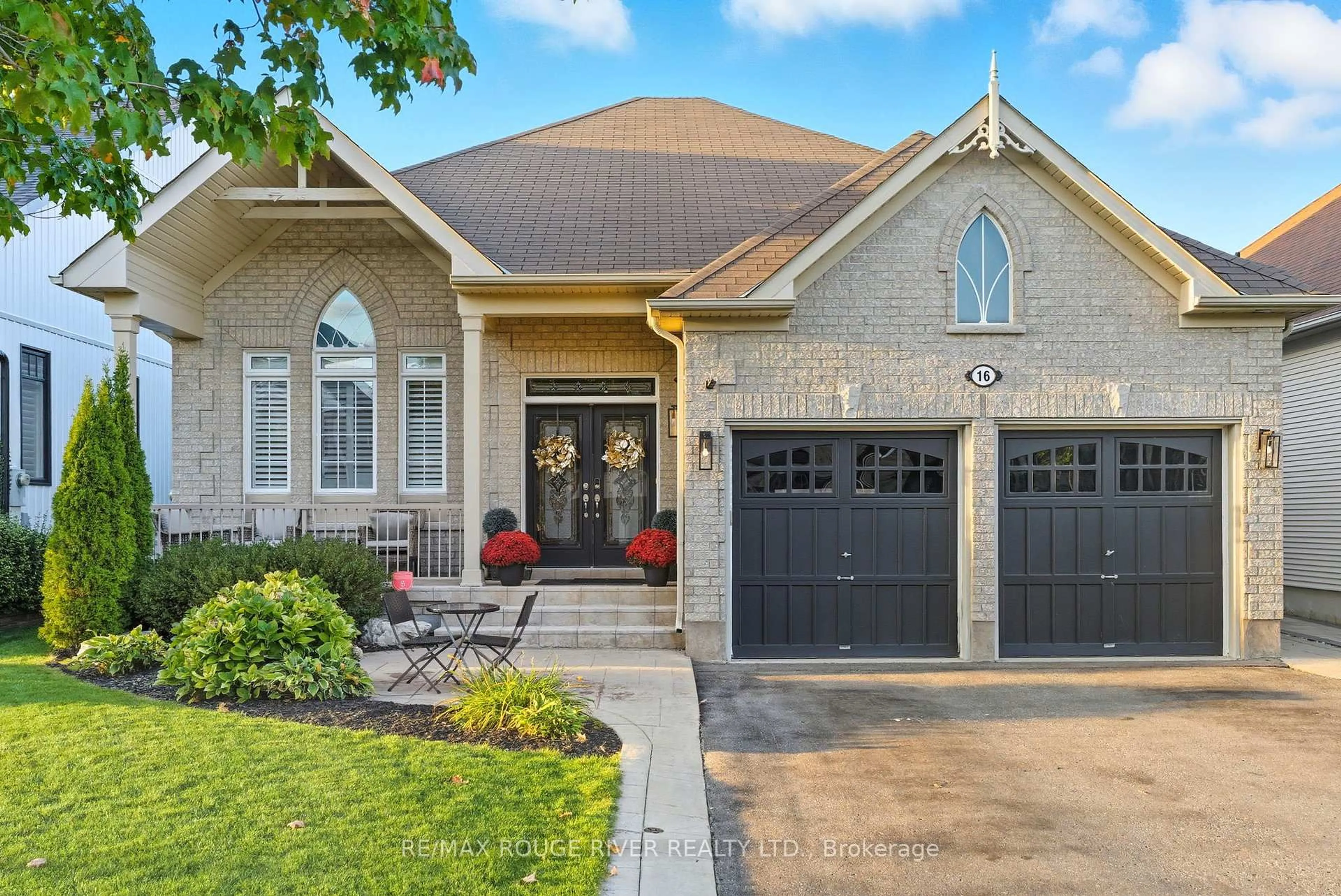 Home with brick exterior material, street for 16 Brough Crt, Clarington Ontario L1C 0B3