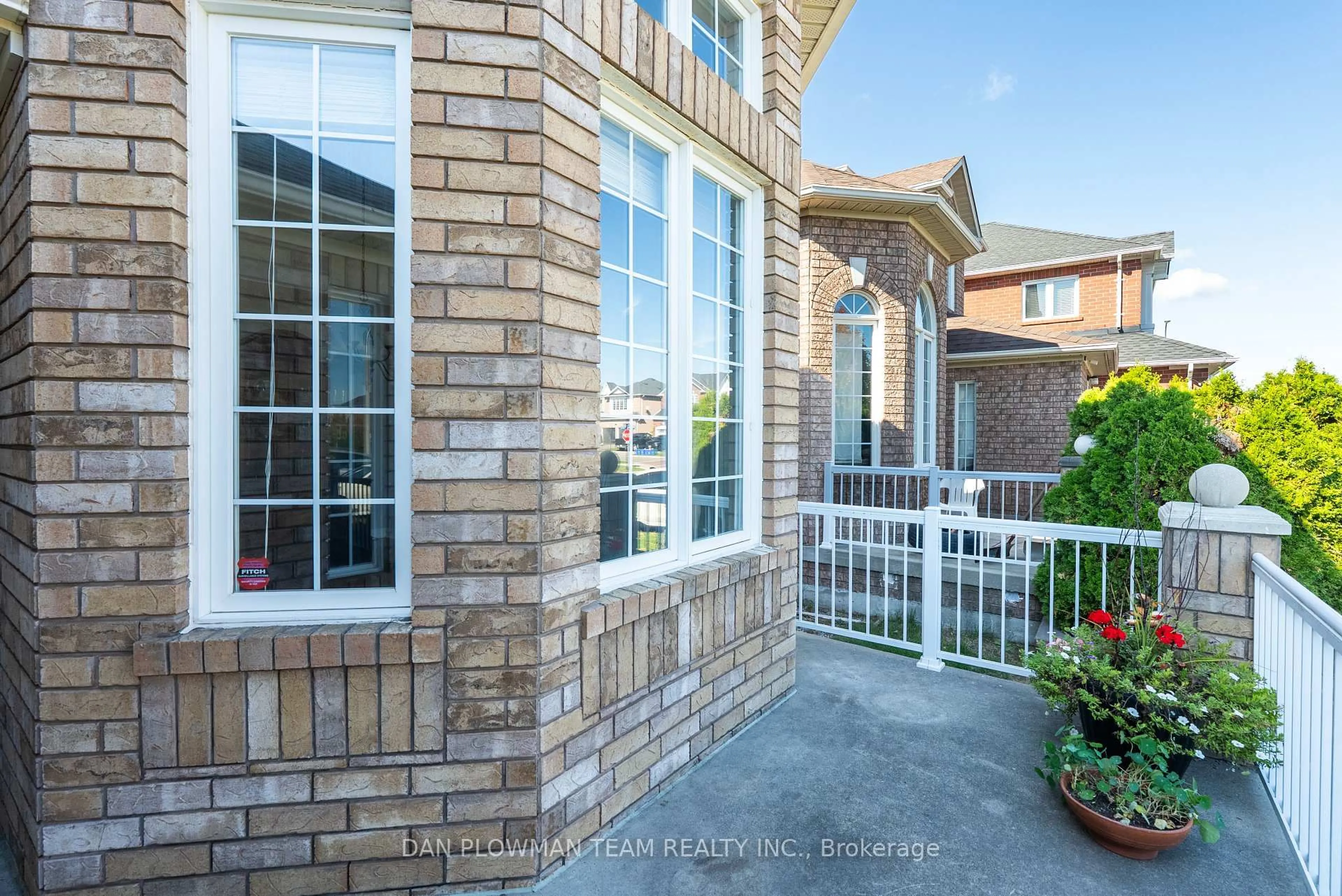 Home with brick exterior material, street for 6 Tormina Blvd, Whitby Ontario L1R 3B2