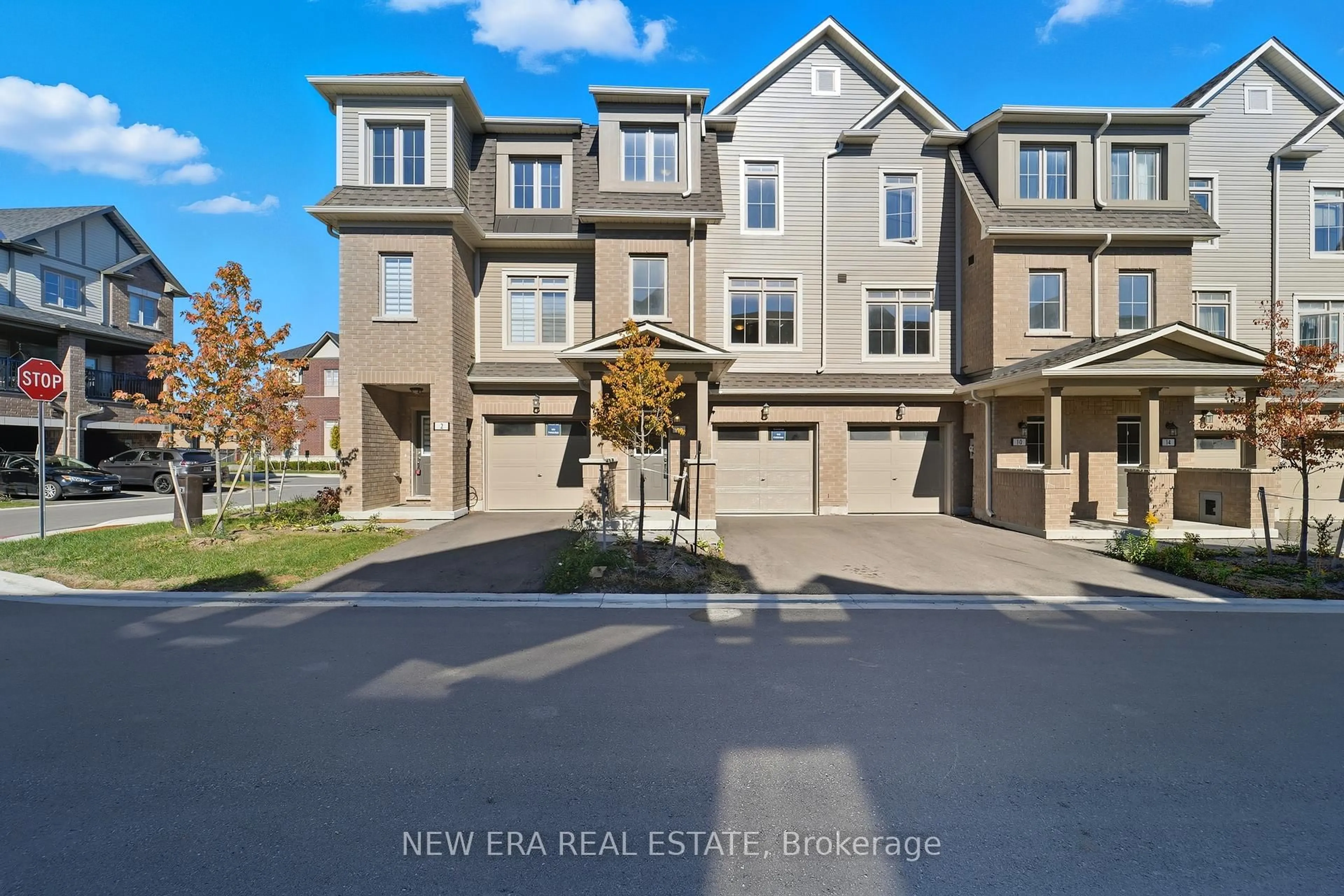 A pic from outside/outdoor area/front of a property/back of a property/a pic from drone, unknown for 6 Malone Lane, Clarington Ontario L1E 0H8
