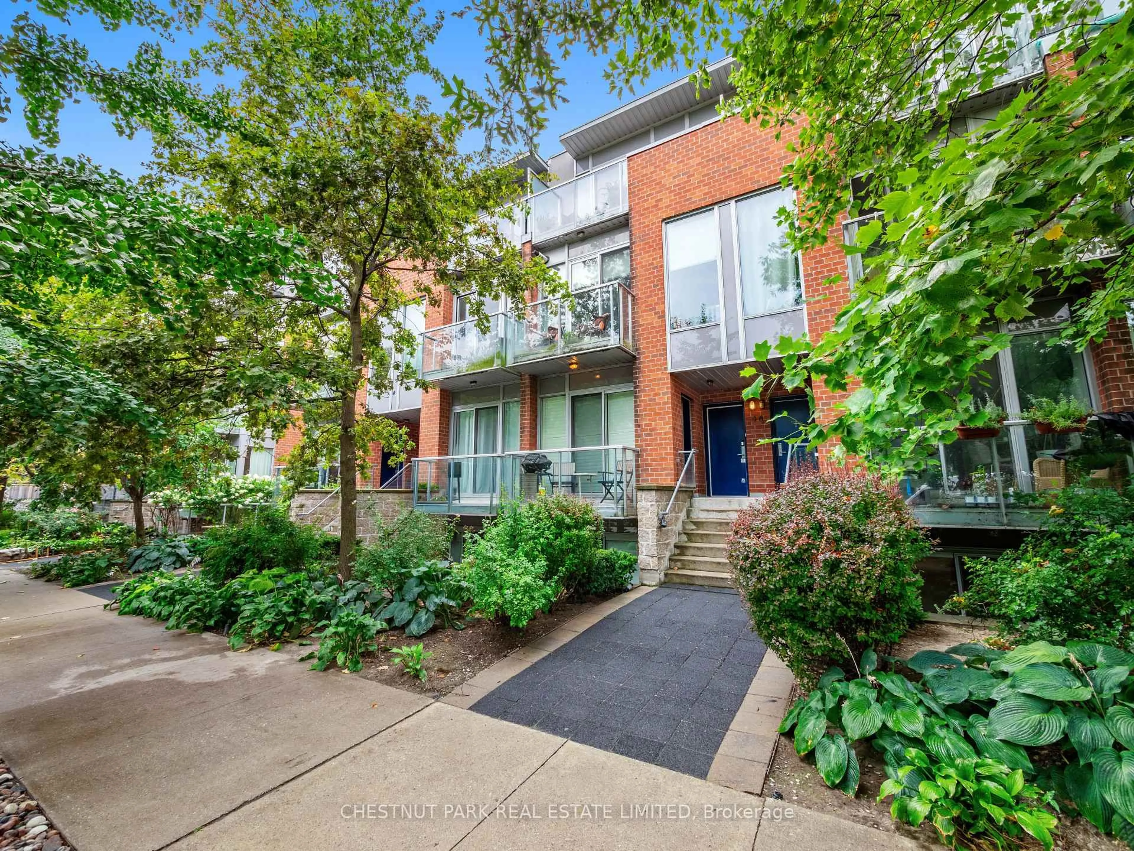 Unknown for 46 Boston Ave #3, Toronto Ontario M4M 2T9