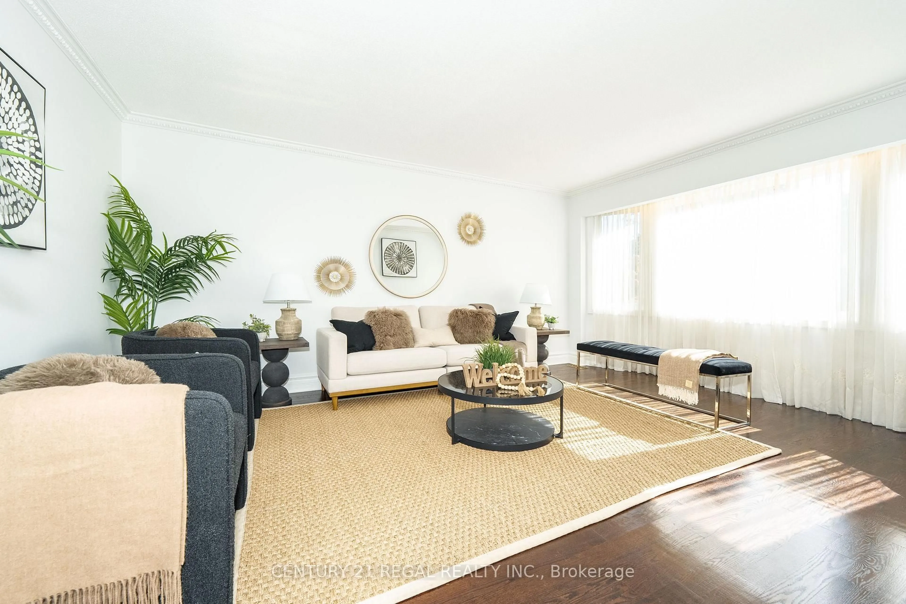 Living room with furniture, unknown for 66 Haviland Dr, Toronto Ontario M1C 2T8