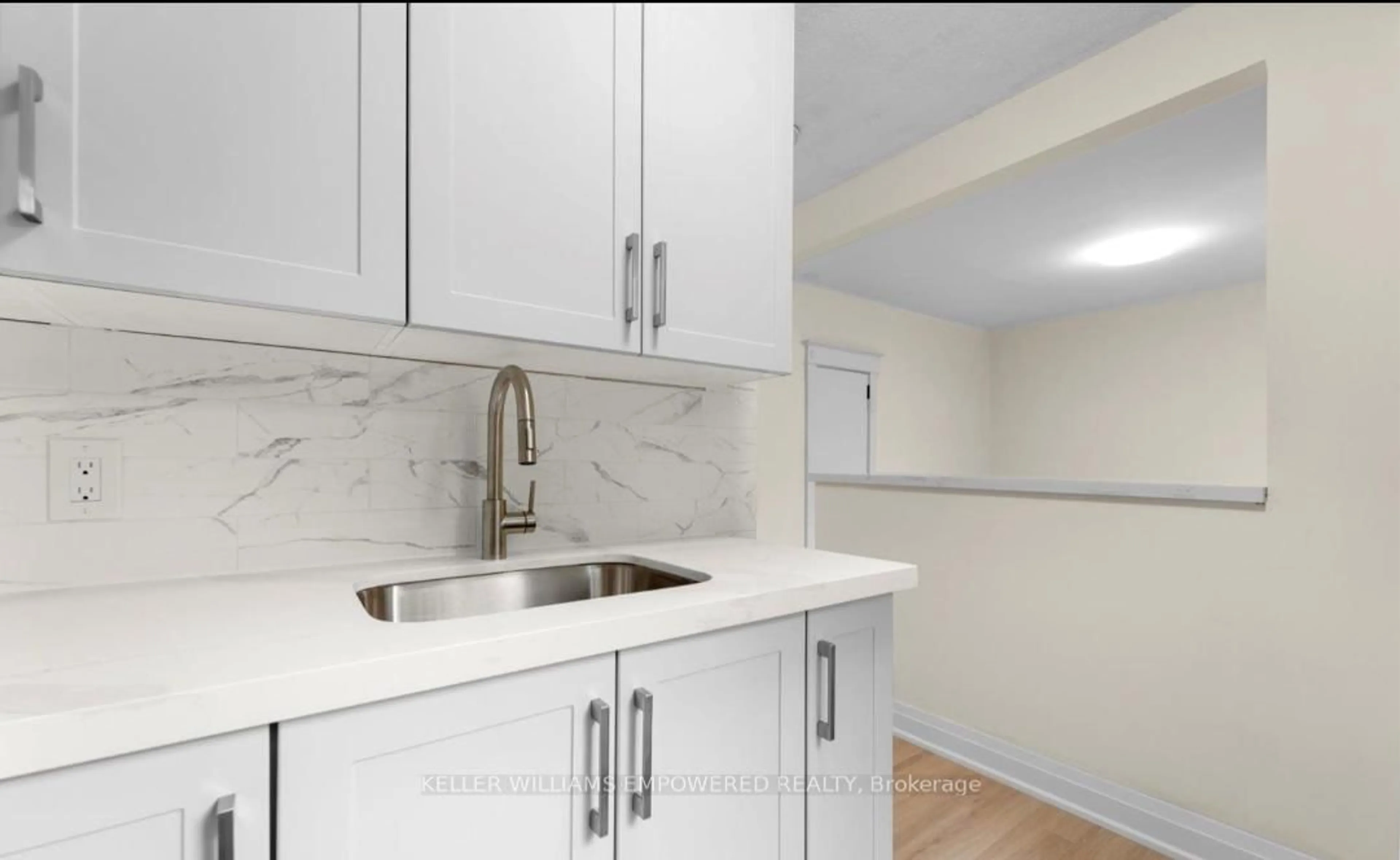 Standard kitchen, unknown for 254 Bruce St, Oshawa Ontario L1H 1R5