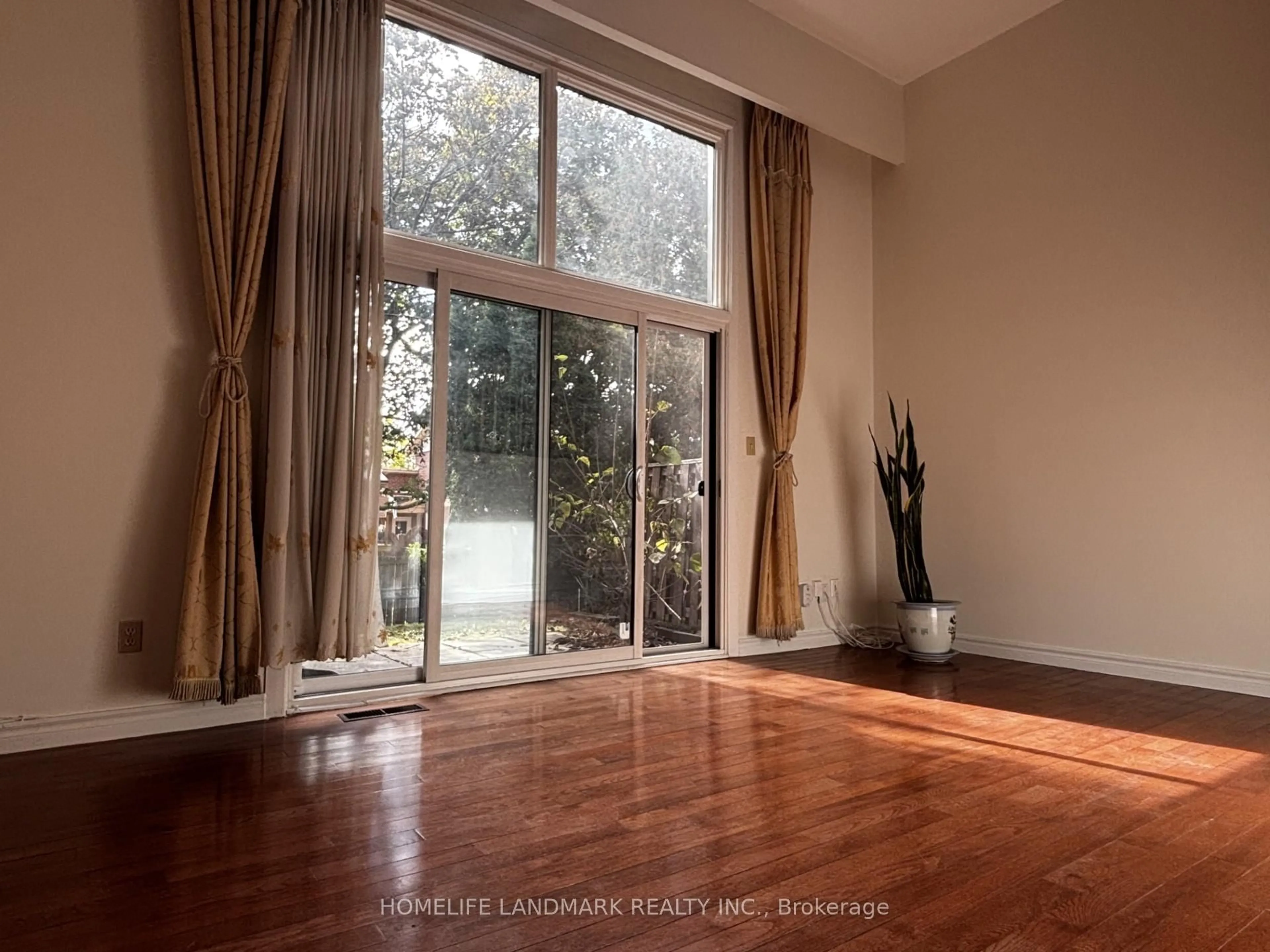 Unknown for 254 Sprucewood Crt, Toronto Ontario M1W 1P7