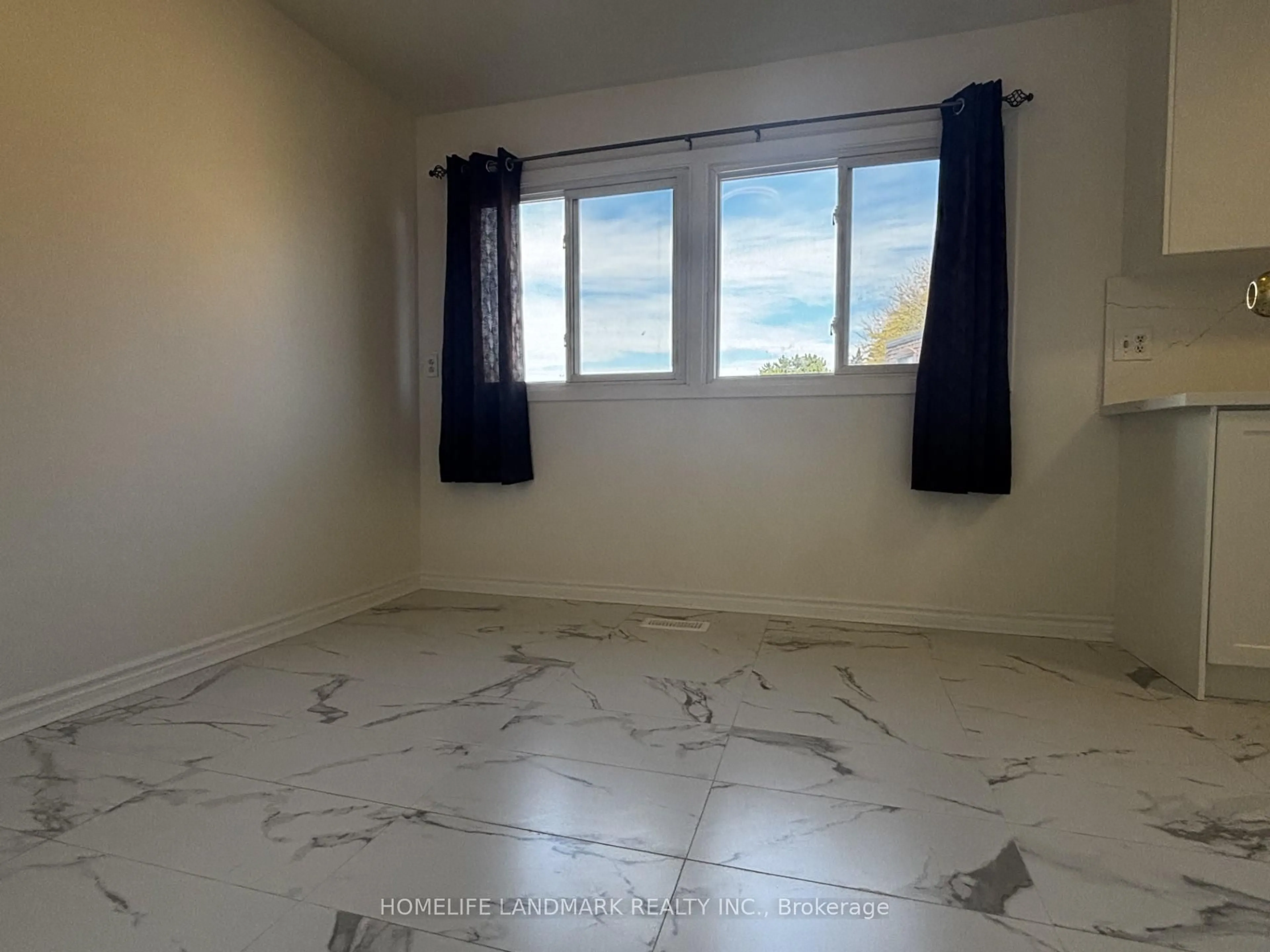 A pic of a room for 254 Sprucewood Crt, Toronto Ontario M1W 1P7