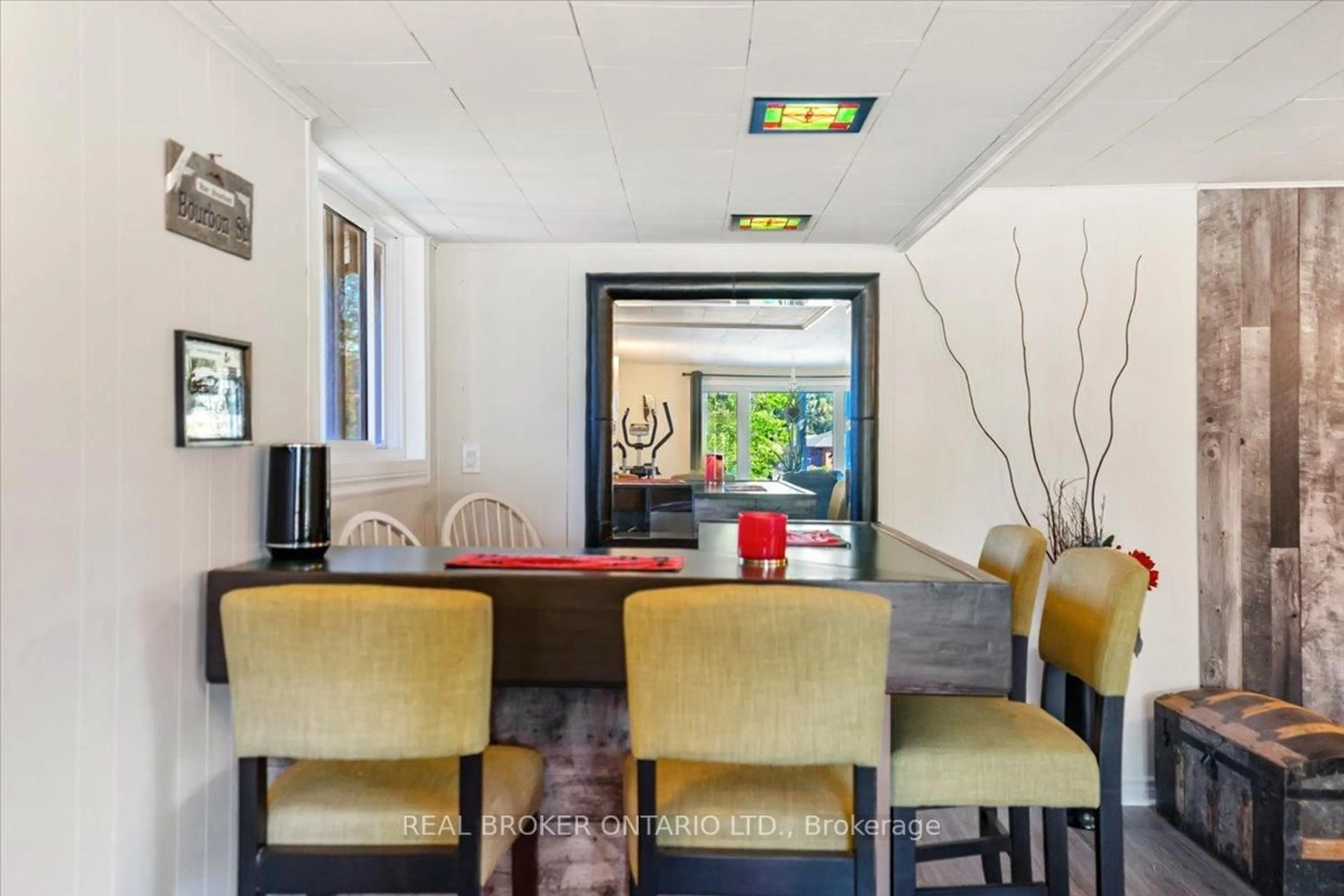 Dining room, unknown for 931 Bayview Ave, Whitby Ontario L1N 1E2