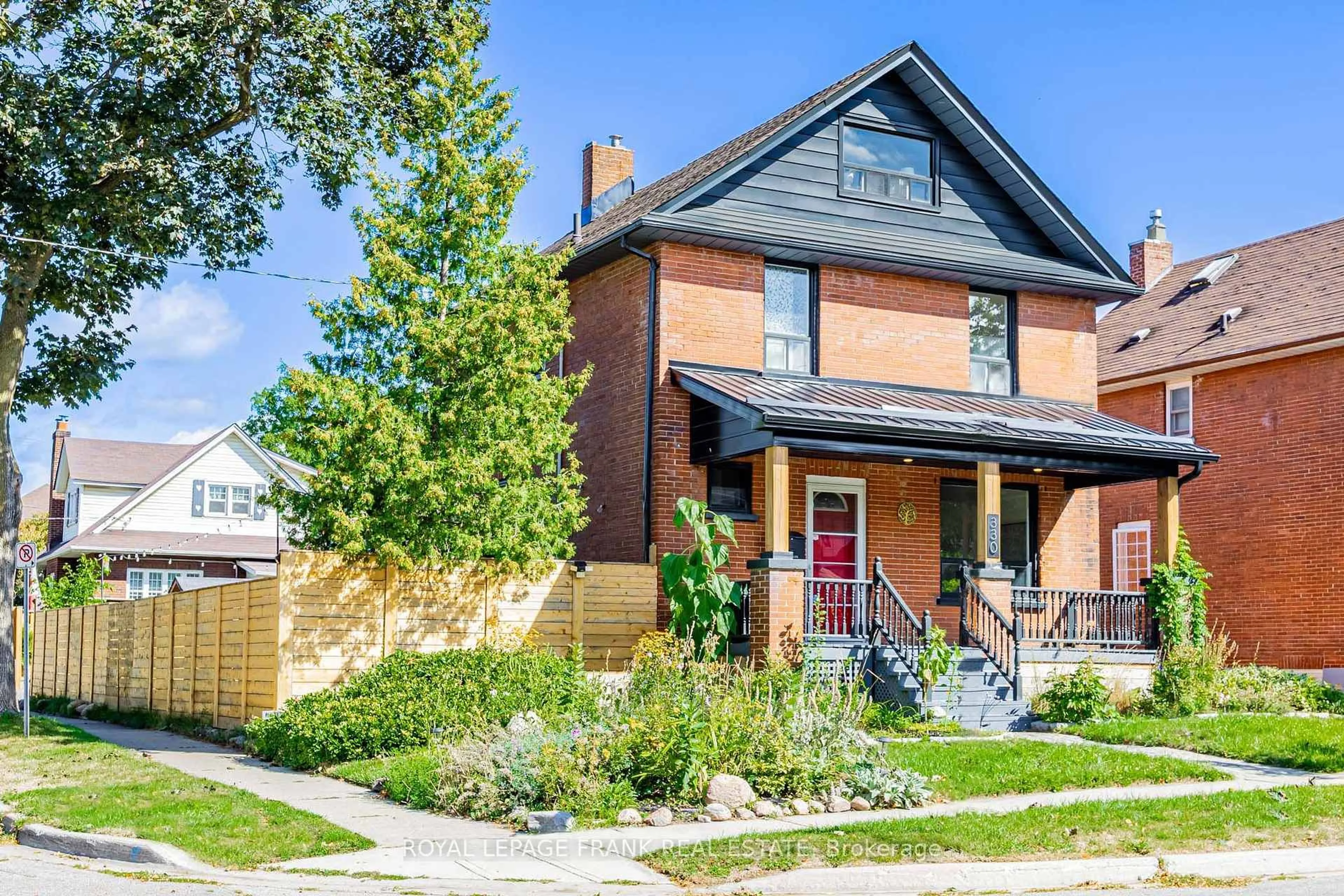 Home with brick exterior material, street for 330 Arthur St, Oshawa Ontario L1H 1P3