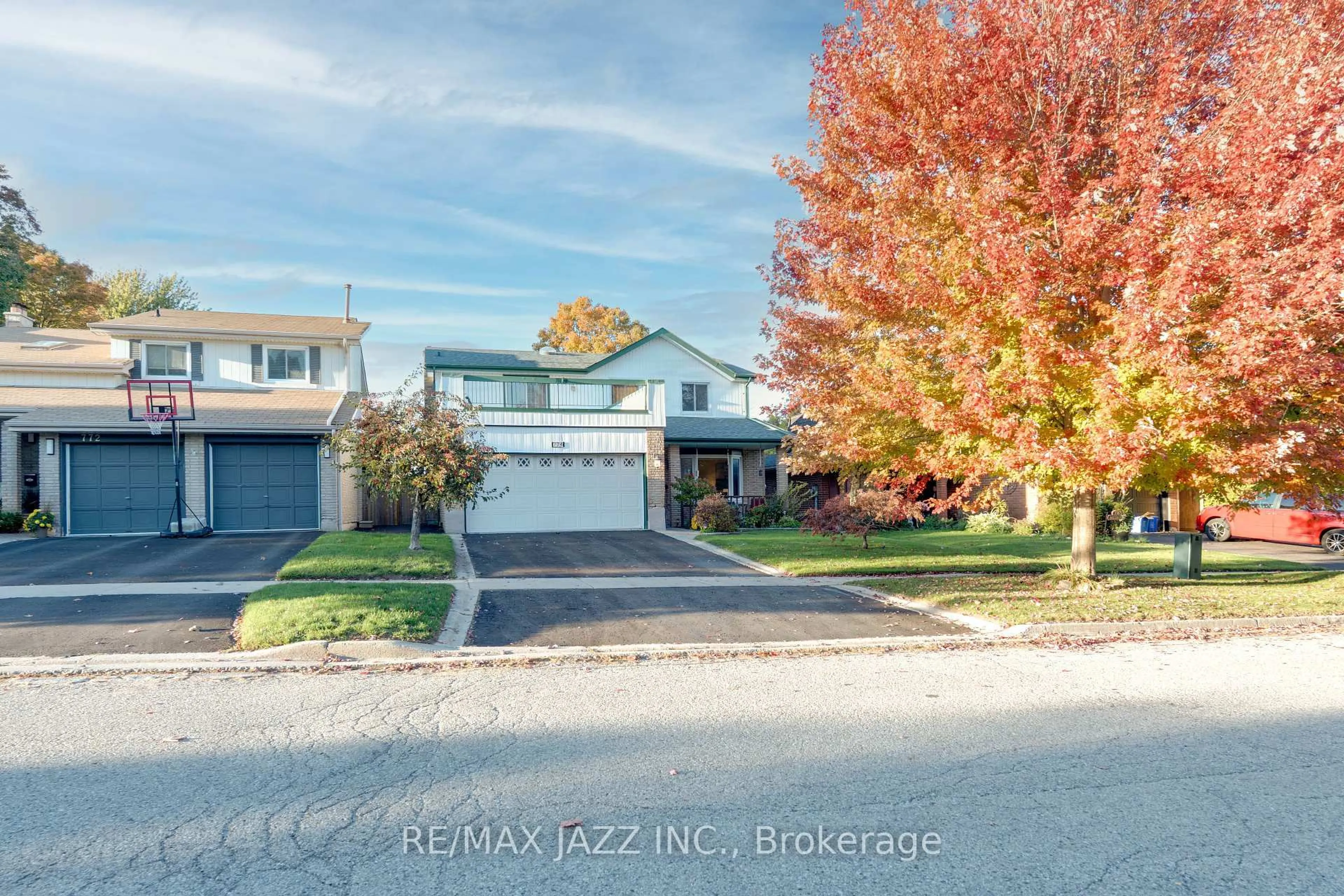 Unknown for 774 Millbank Rd, Pickering Ontario L1V 3L5