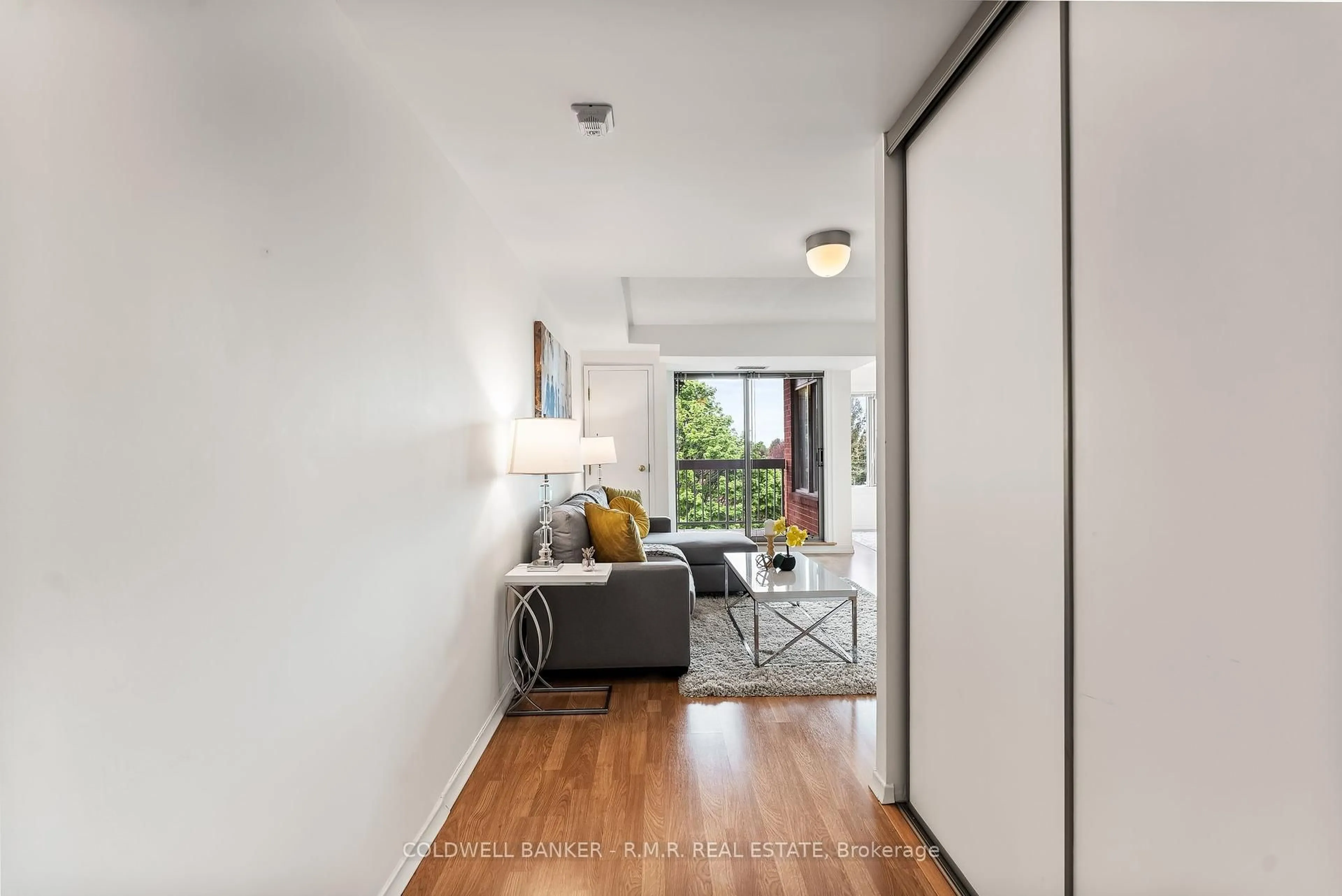 Indoor entryway for 600 Thornton Rd #PH2, Oshawa Ontario L1J 6T6