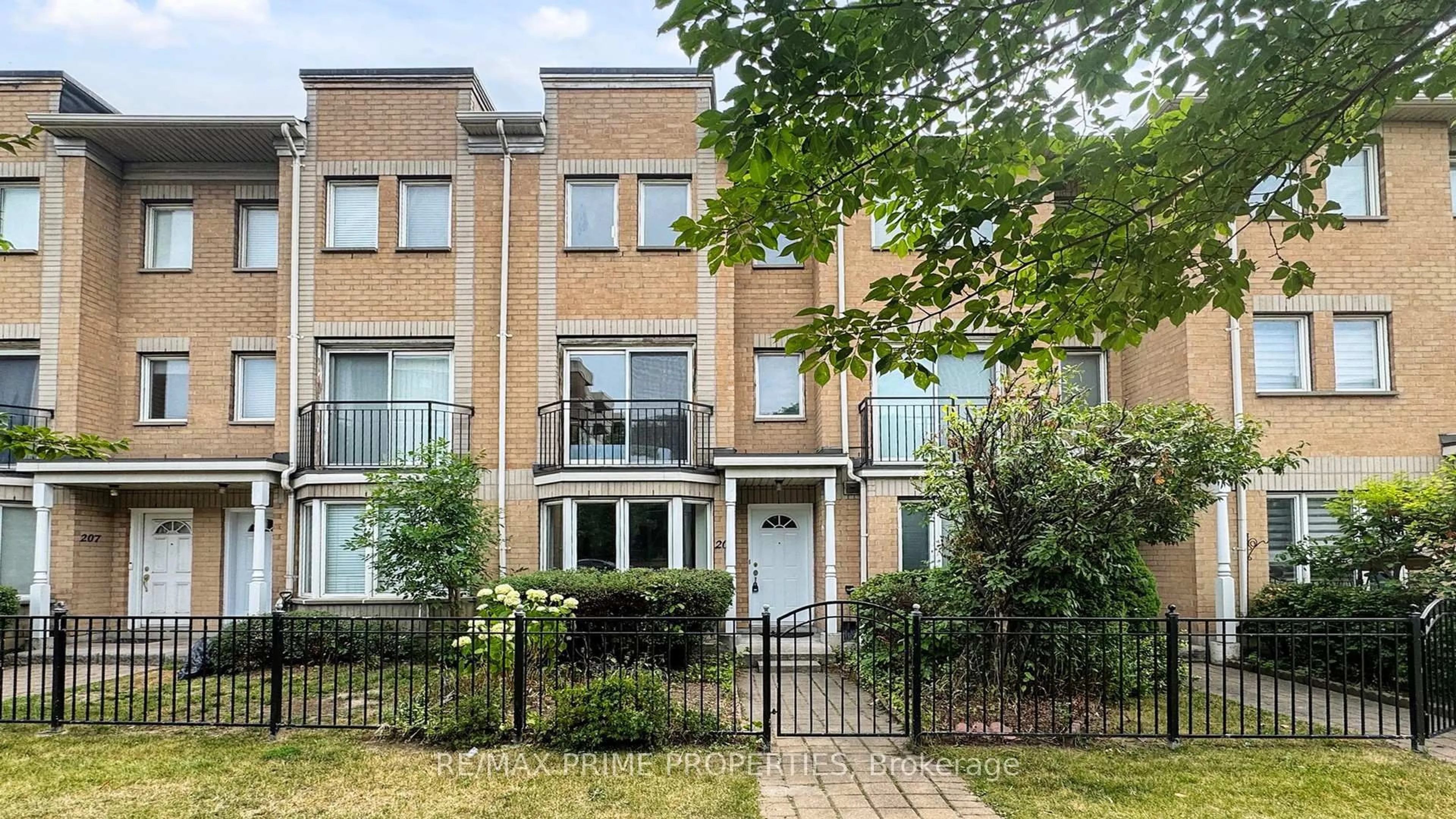 Home with brick exterior material, street for 19 Rosebank Dr #205, Toronto Ontario M1B 5Z2