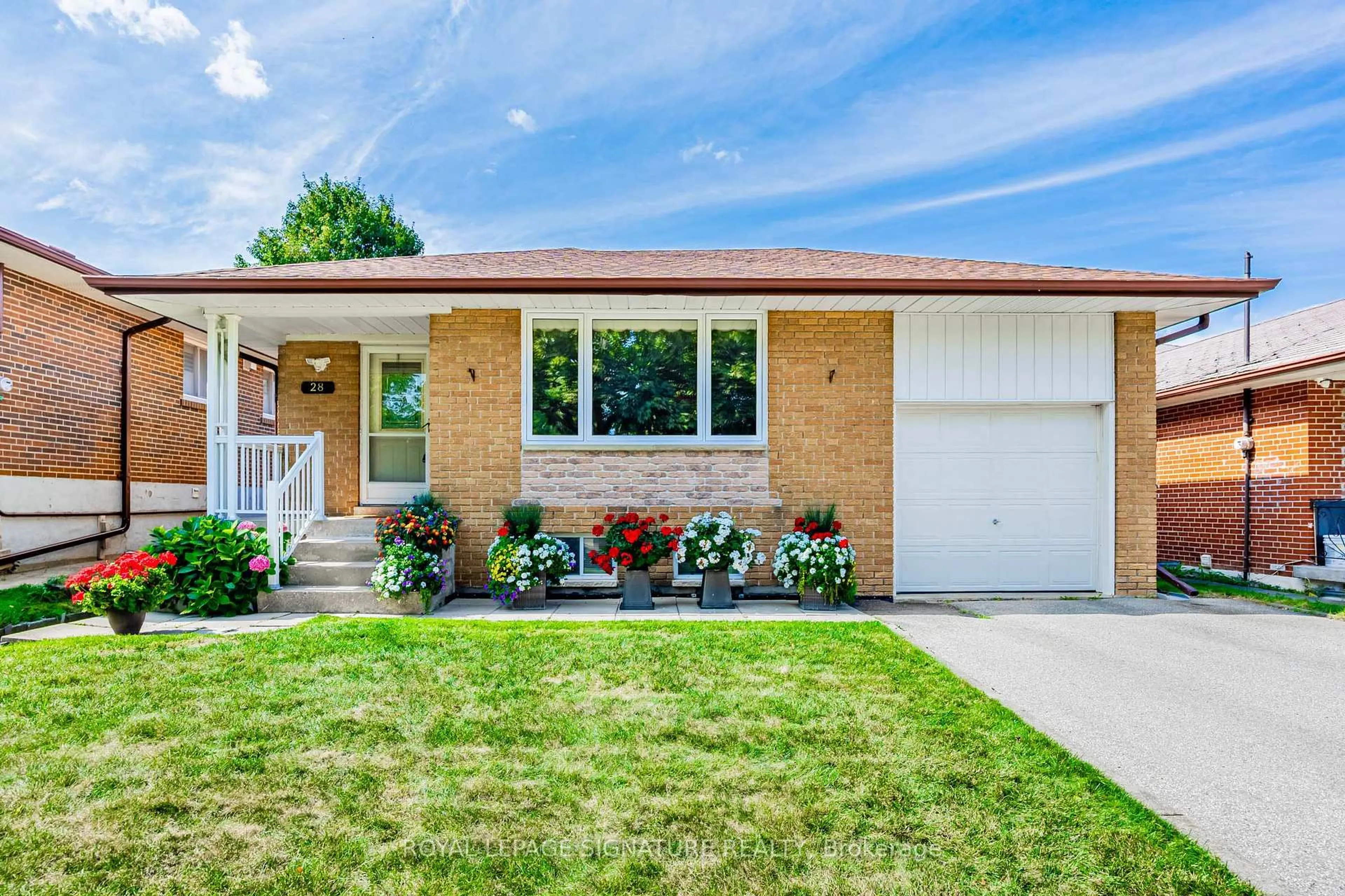 Home with brick exterior material, street for 28 Sedgemount Dr, Toronto Ontario M1H 1X3