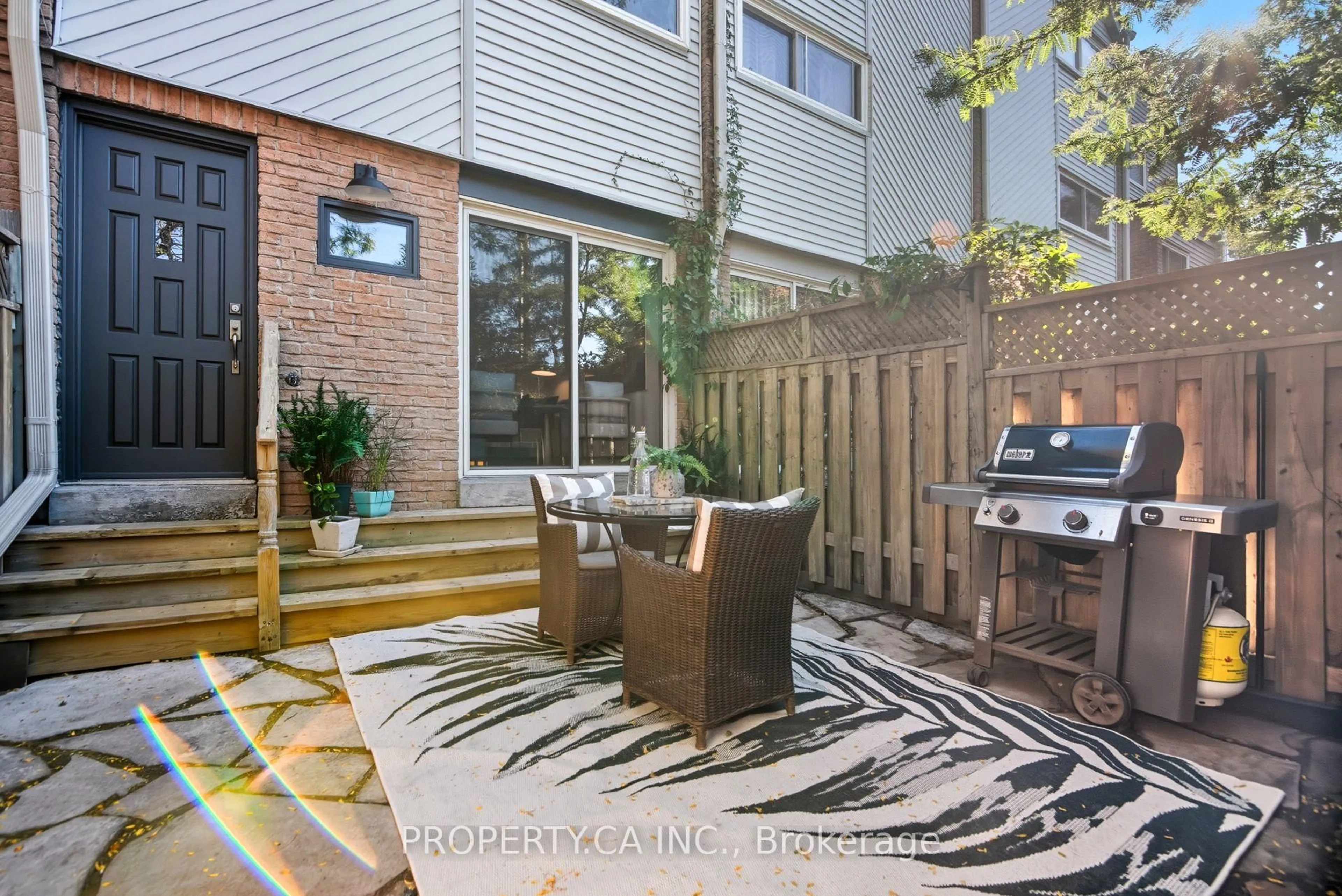 Patio, street for 41 Battenberg Ave #29, Toronto Ontario M4L 1J7