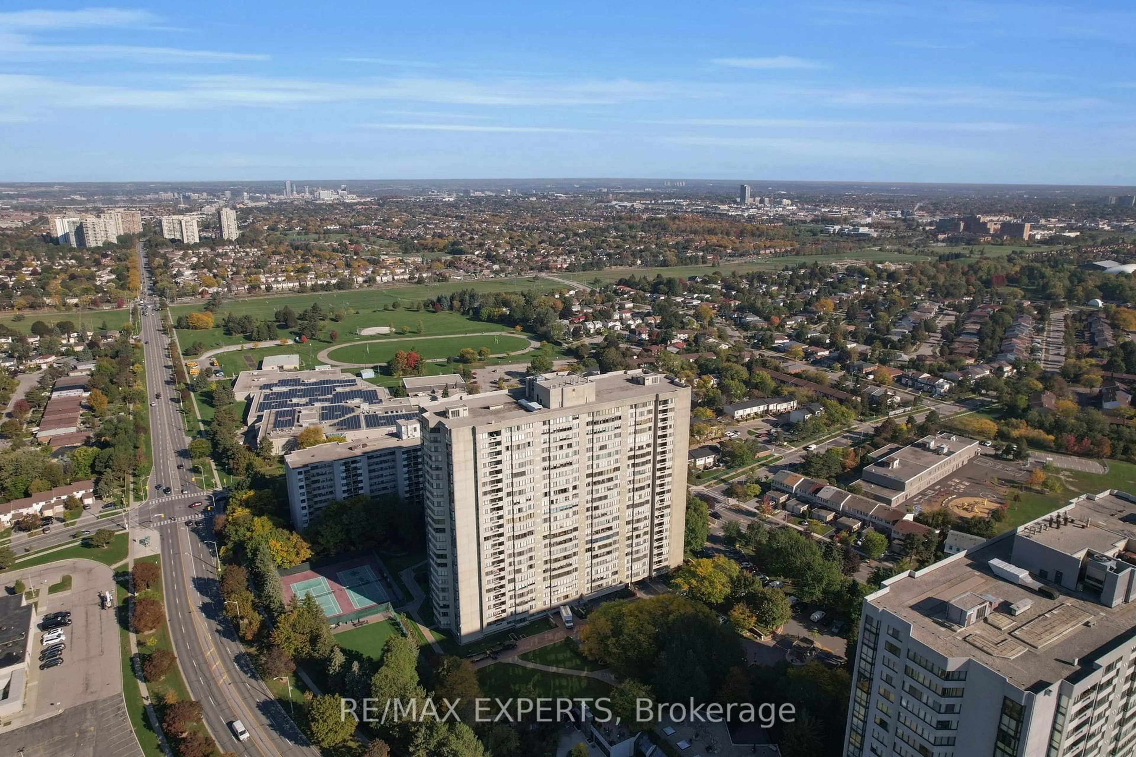 A pic from outside/outdoor area/front of a property/back of a property/a pic from drone, city buildings view from balcony for 2350 Bridletowne Circ #1811, Toronto Ontario M1W 3E6