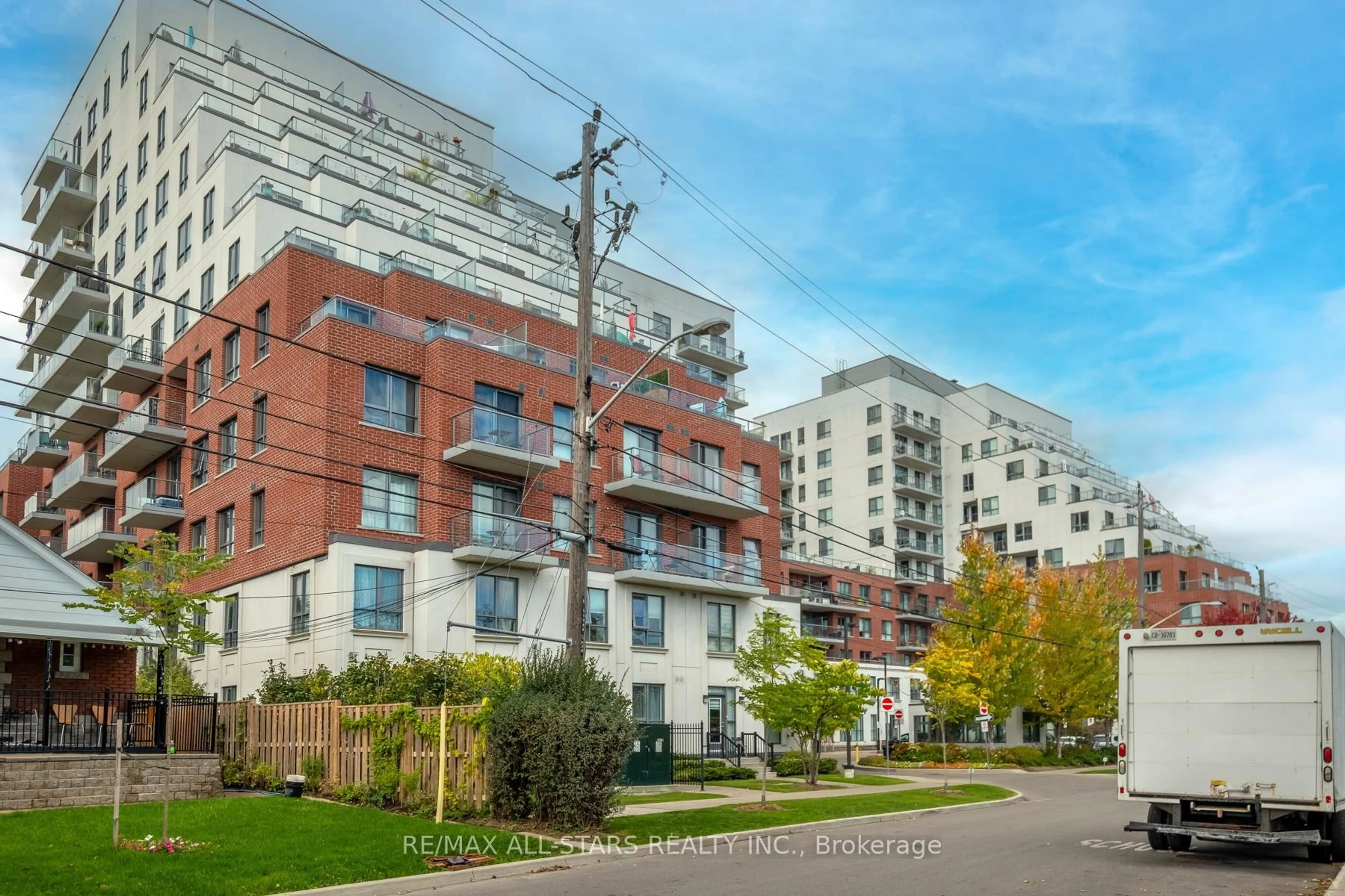 Patio, street for 22 East Haven Dr ##106, Toronto Ontario M1N 1T8