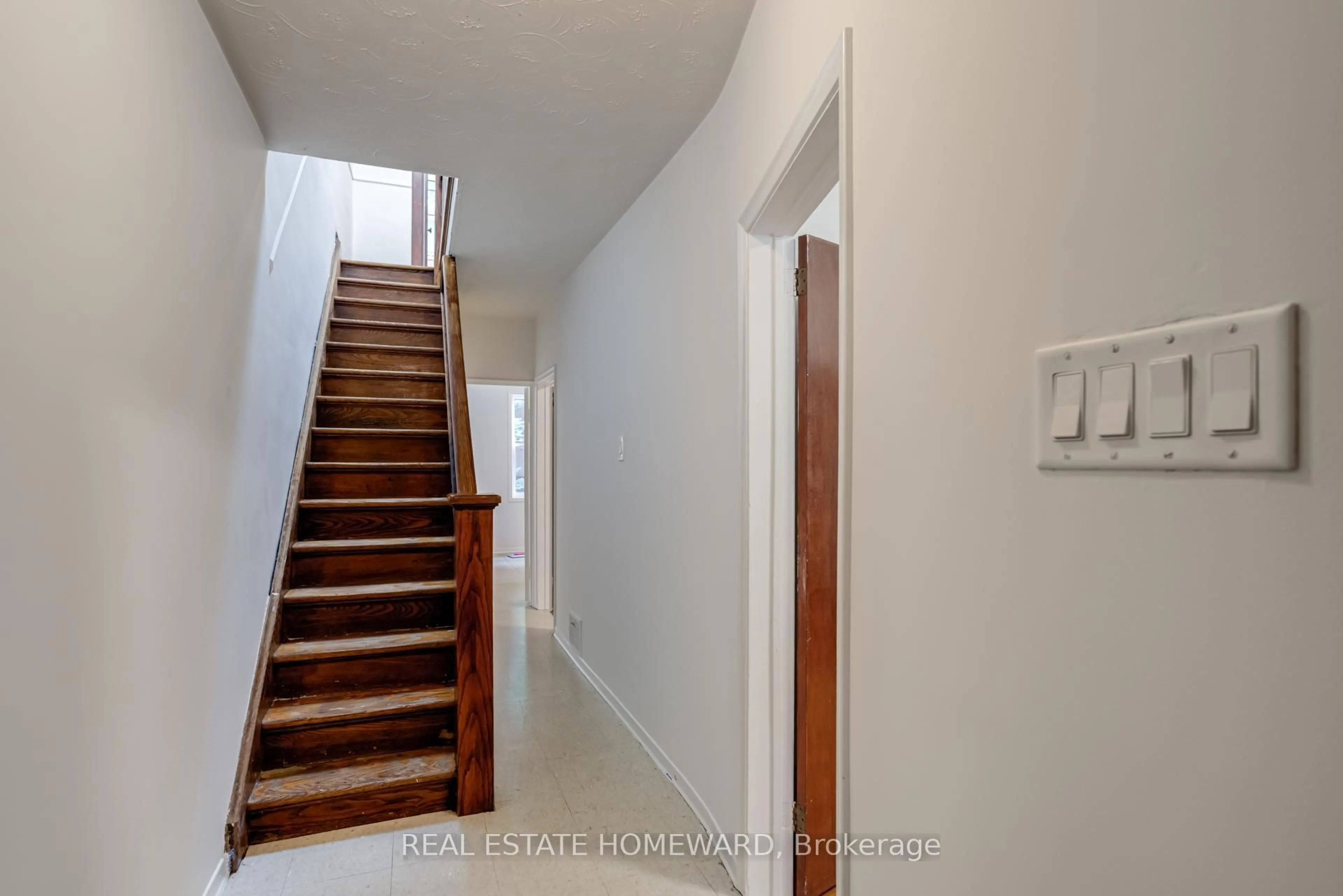 Stairs for 106 West Lynn Ave, Toronto Ontario M4C 3W2