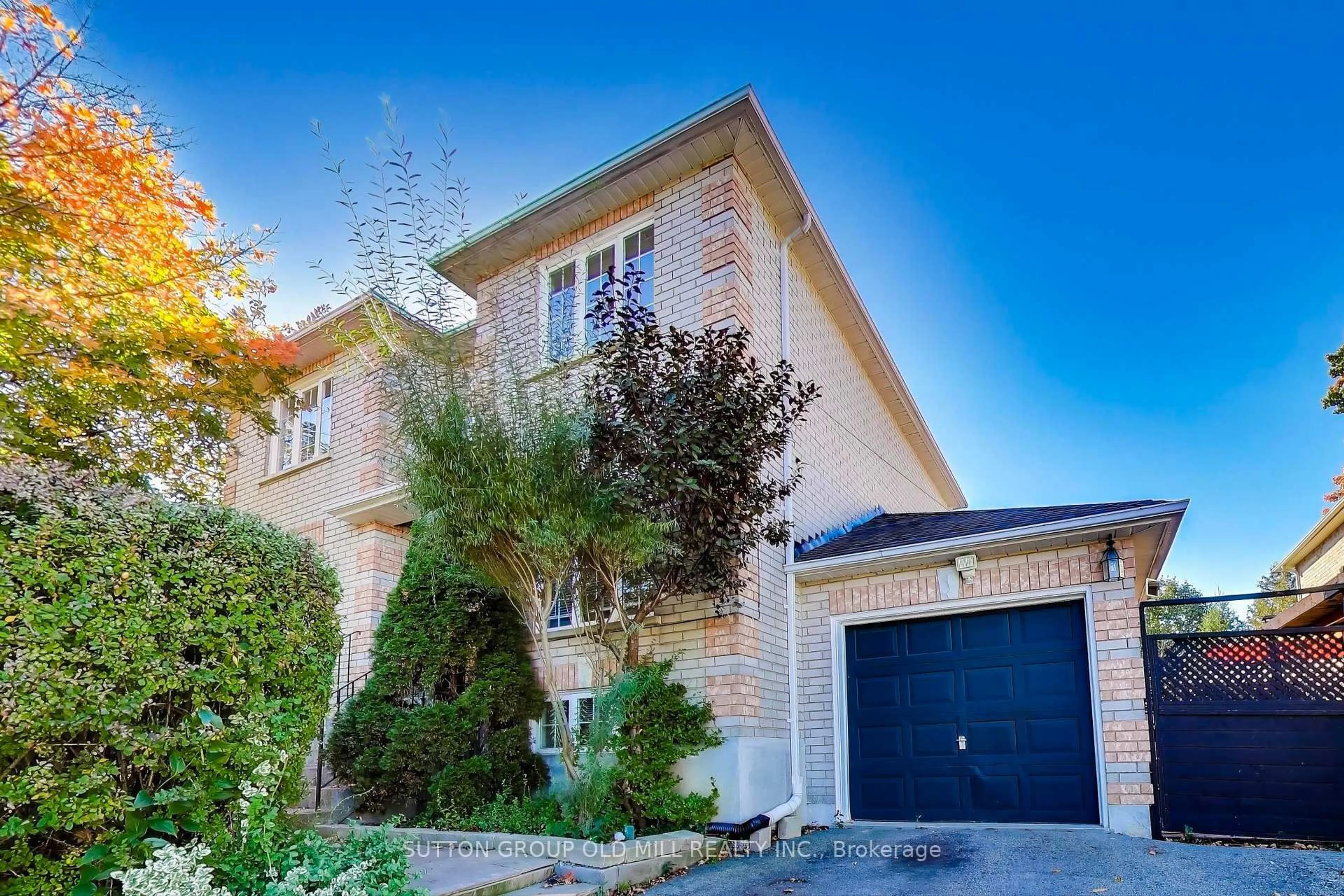 Home with brick exterior material, street for 2 Chelway Rd, Toronto Ontario M1J 2T7