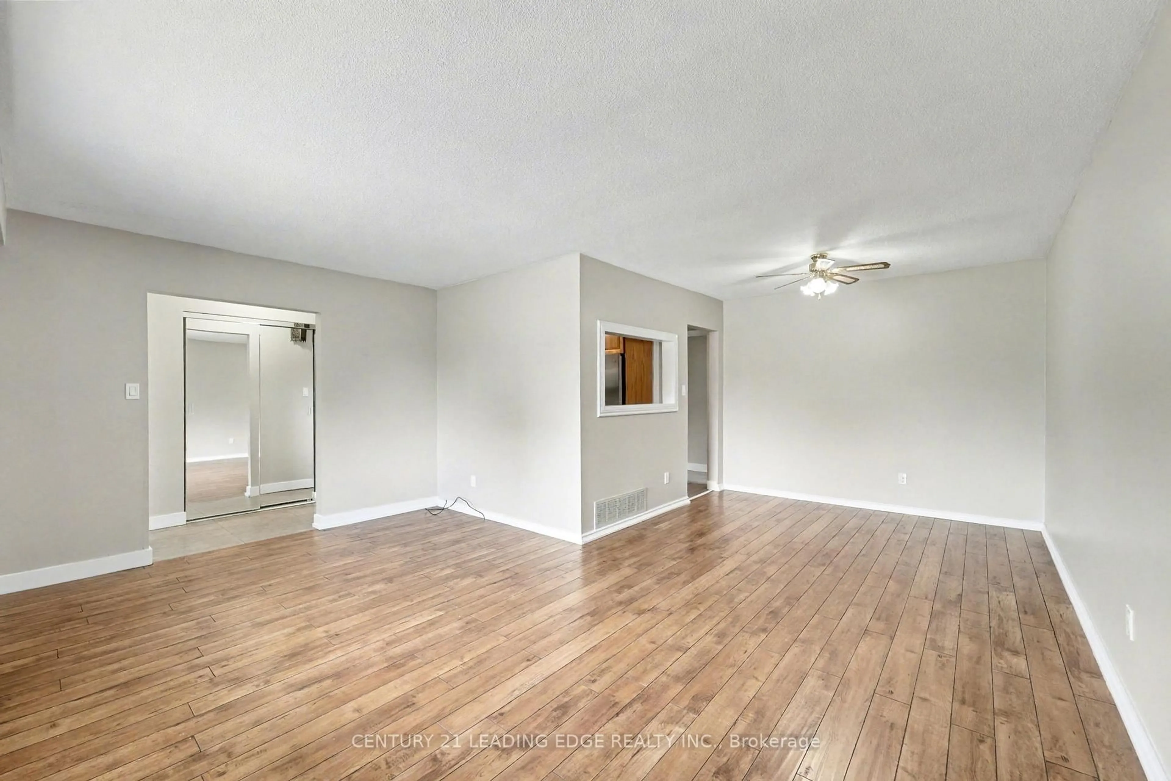 A pic of a room for 171 Phillip Murray Ave, Oshawa Ontario L1J 1G6
